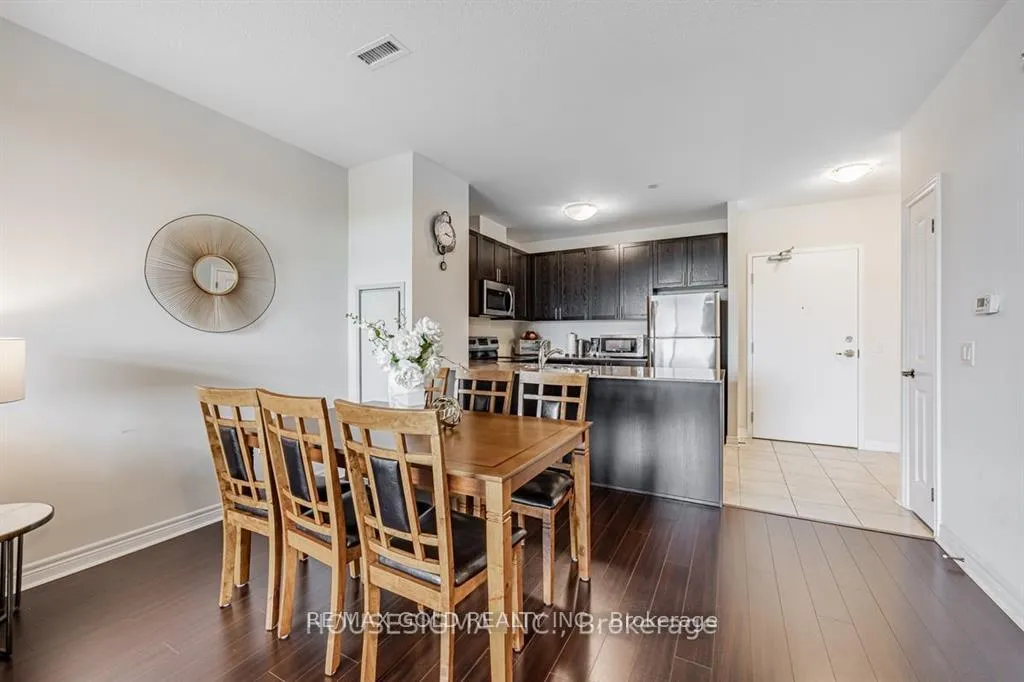 Photo 13 of Unit 203, 39 New Delhi Drive, Markham, Cedarwood — HOMEH