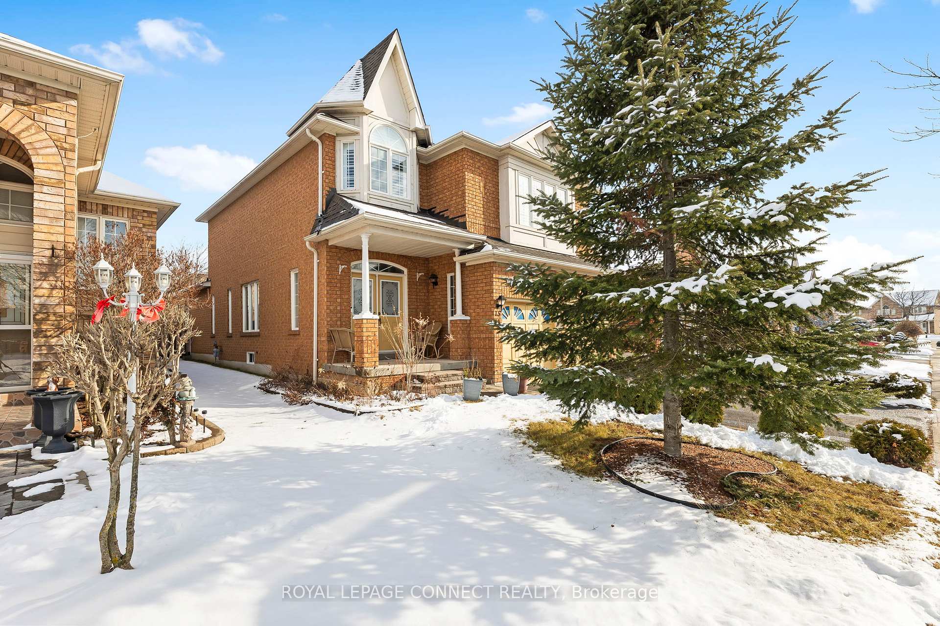 Front of 15 Root Crescent