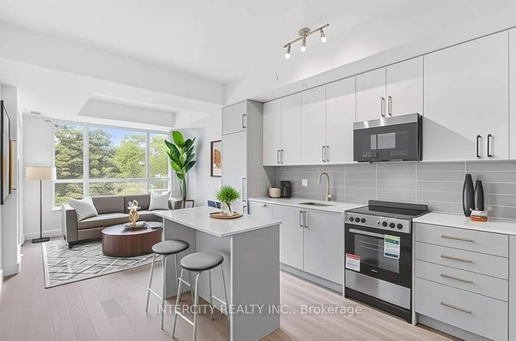 Front of Unit 220, 2075 King Road