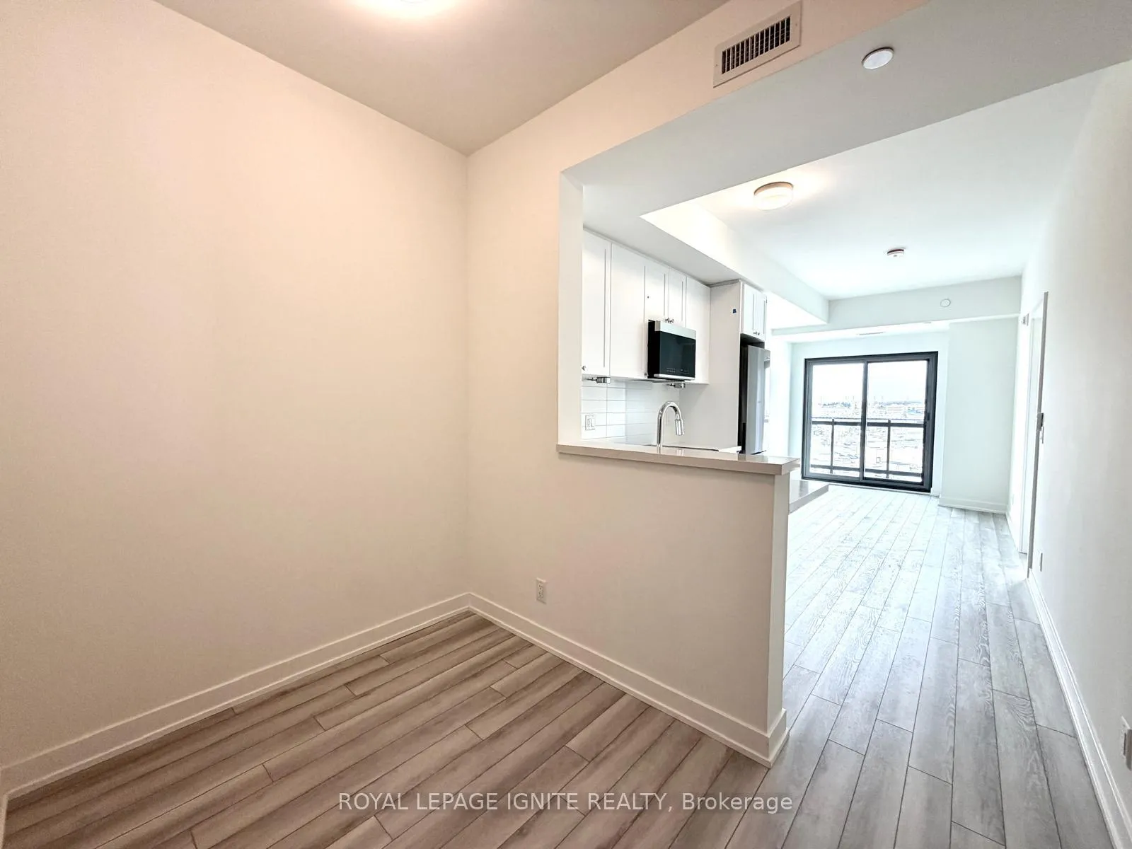 Photo 7 of Unit 1110, 51 Clarington Boulevard, Clarington, Bowmanville — HOMEH