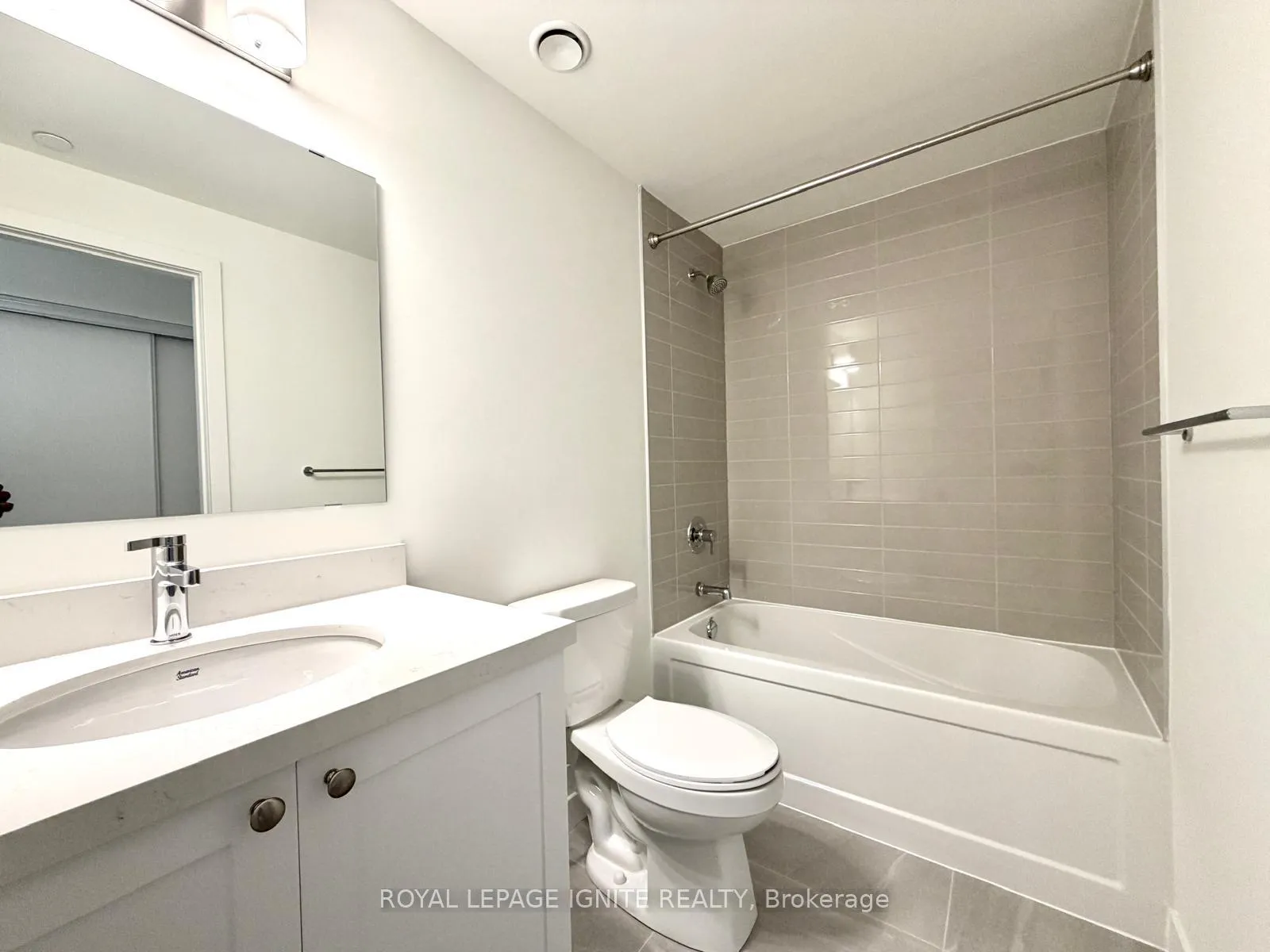 Photo 12 of Unit 1110, 51 Clarington Boulevard, Clarington, Bowmanville — HOMEH