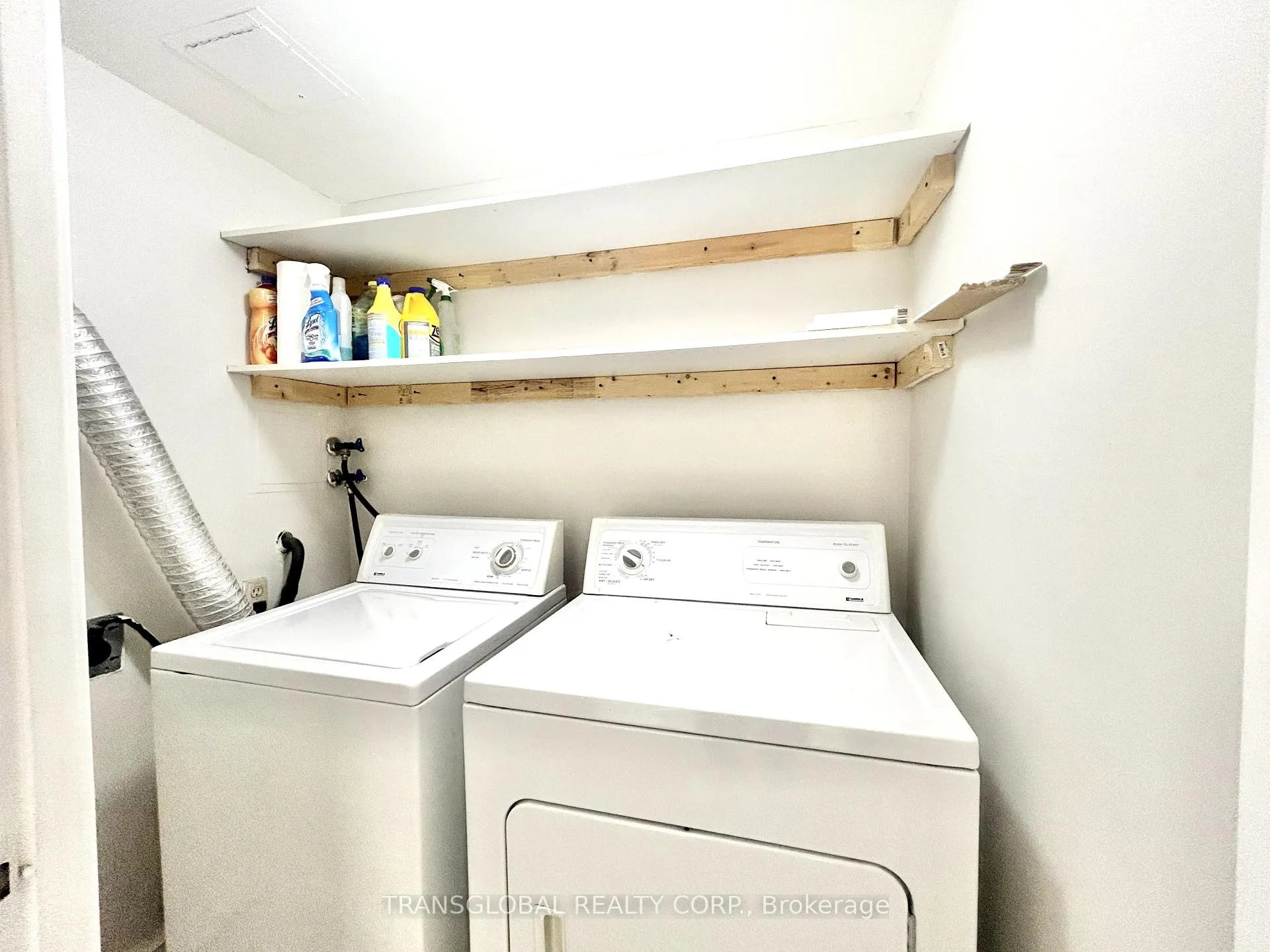 Photo 11 of Unit 219, 333 Clark Avenue W, Vaughan, Crestwood-Springfarm-Yorkhill — HOMEH