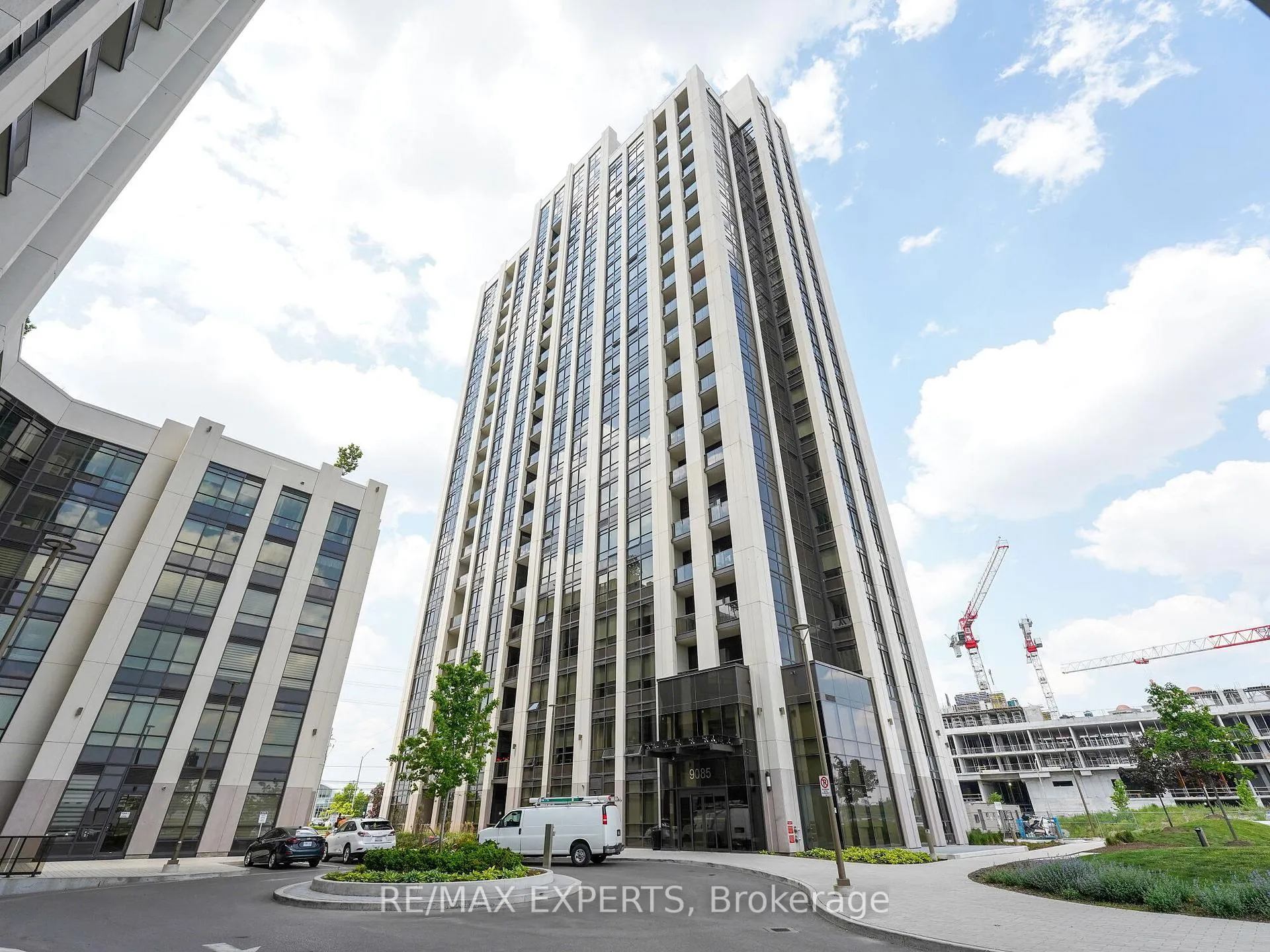 Photo 1 of Unit 502, 9085 Jane Street N, Vaughan, Concord — HOMEH