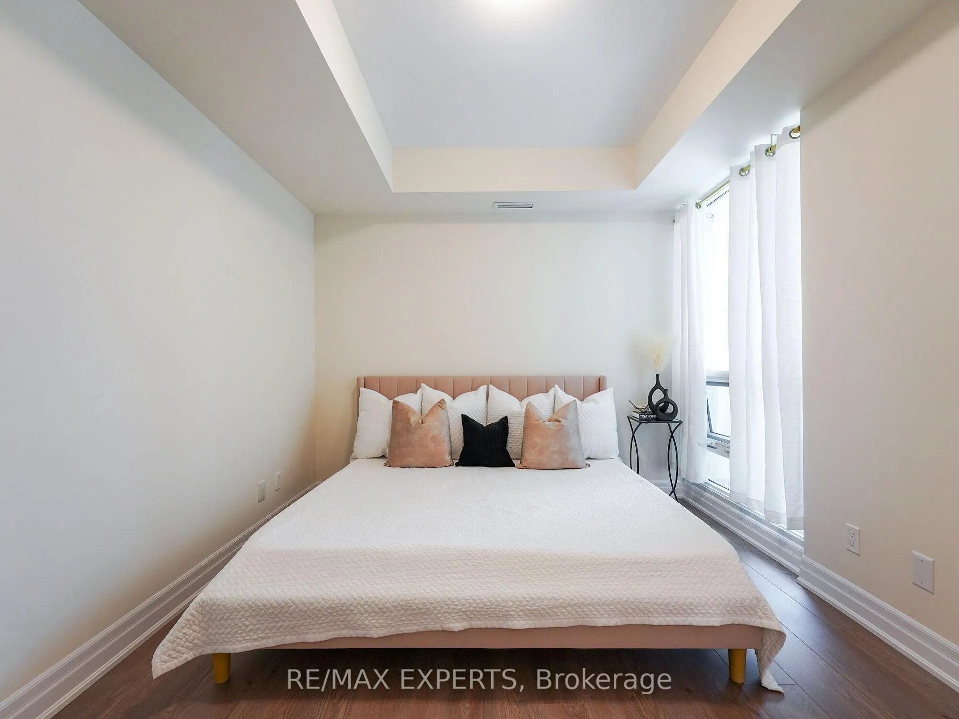 Photo 17 of Unit 502, 9085 Jane Street N, Vaughan, Concord — HOMEH