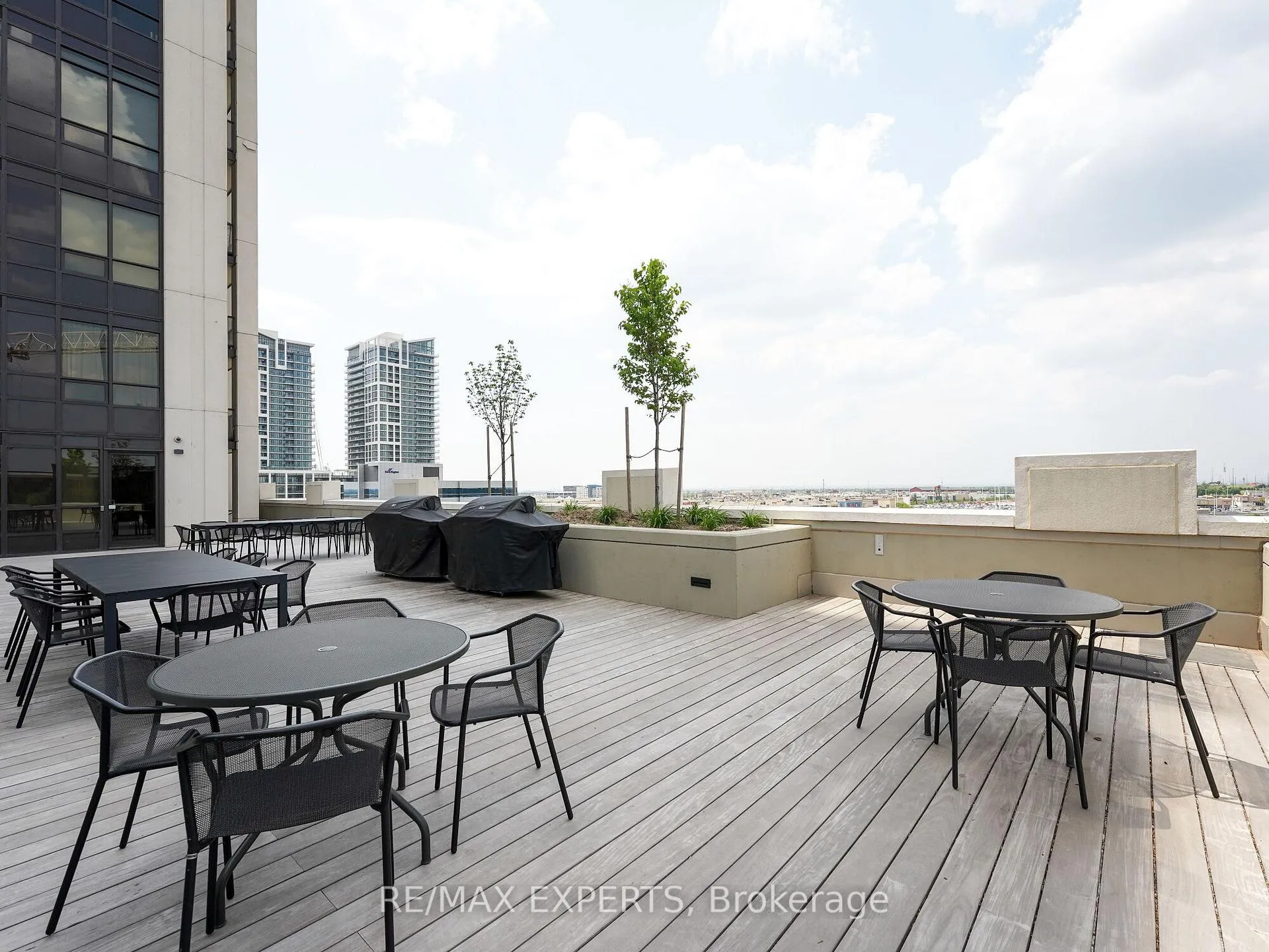 Photo 31 of Unit 502, 9085 Jane Street N, Vaughan, Concord — HOMEH