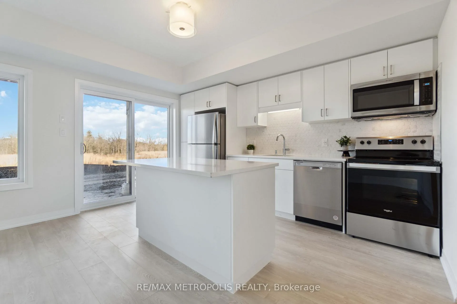 Photo 8 of Unit 27, 15 Stauffer Woods Trail, Kitchener — HOMEH