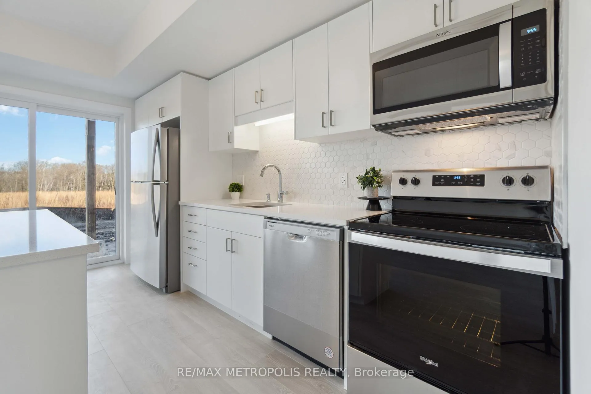 Photo 11 of Unit 27, 15 Stauffer Woods Trail, Kitchener — HOMEH