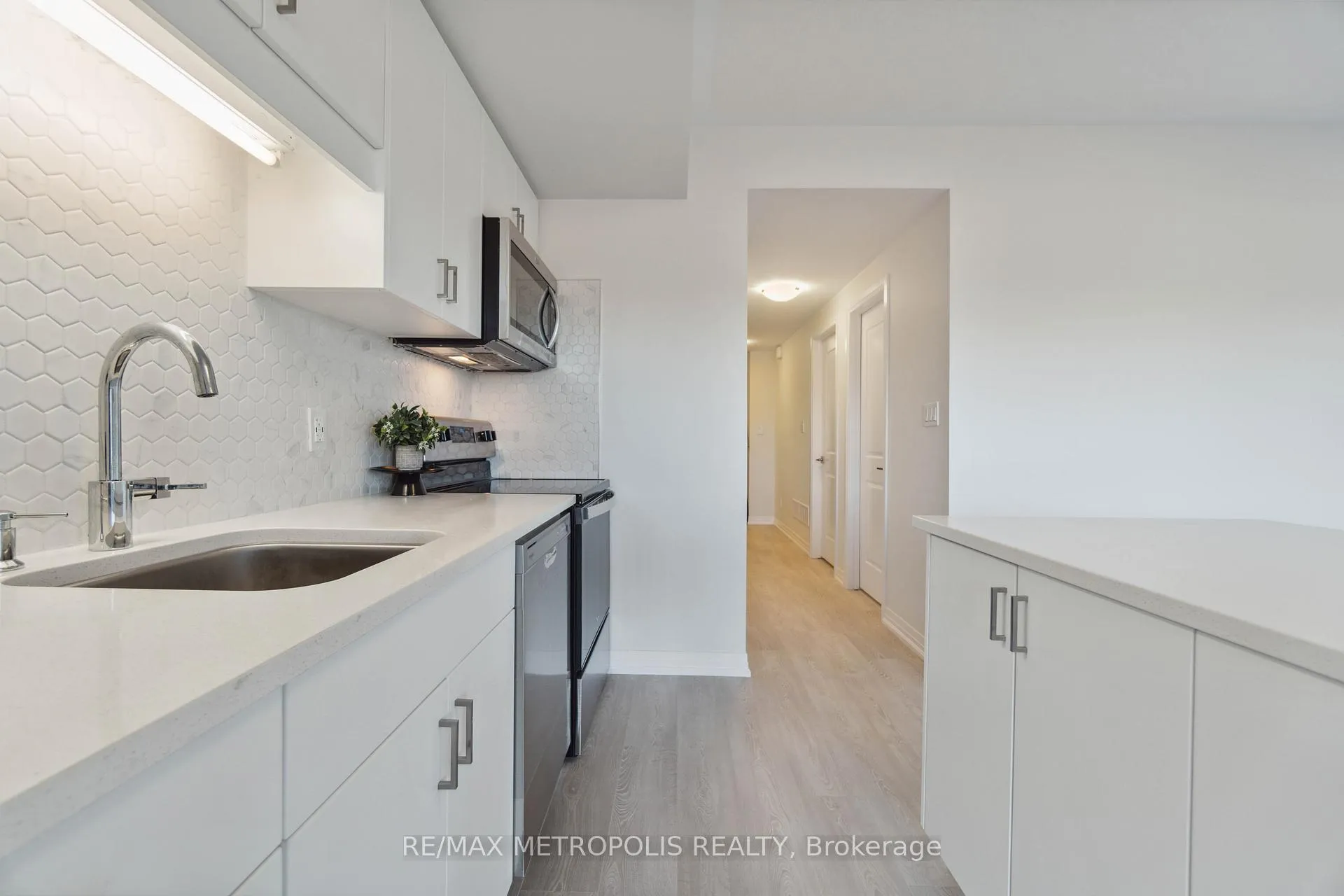 Photo 15 of Unit 27, 15 Stauffer Woods Trail, Kitchener — HOMEH