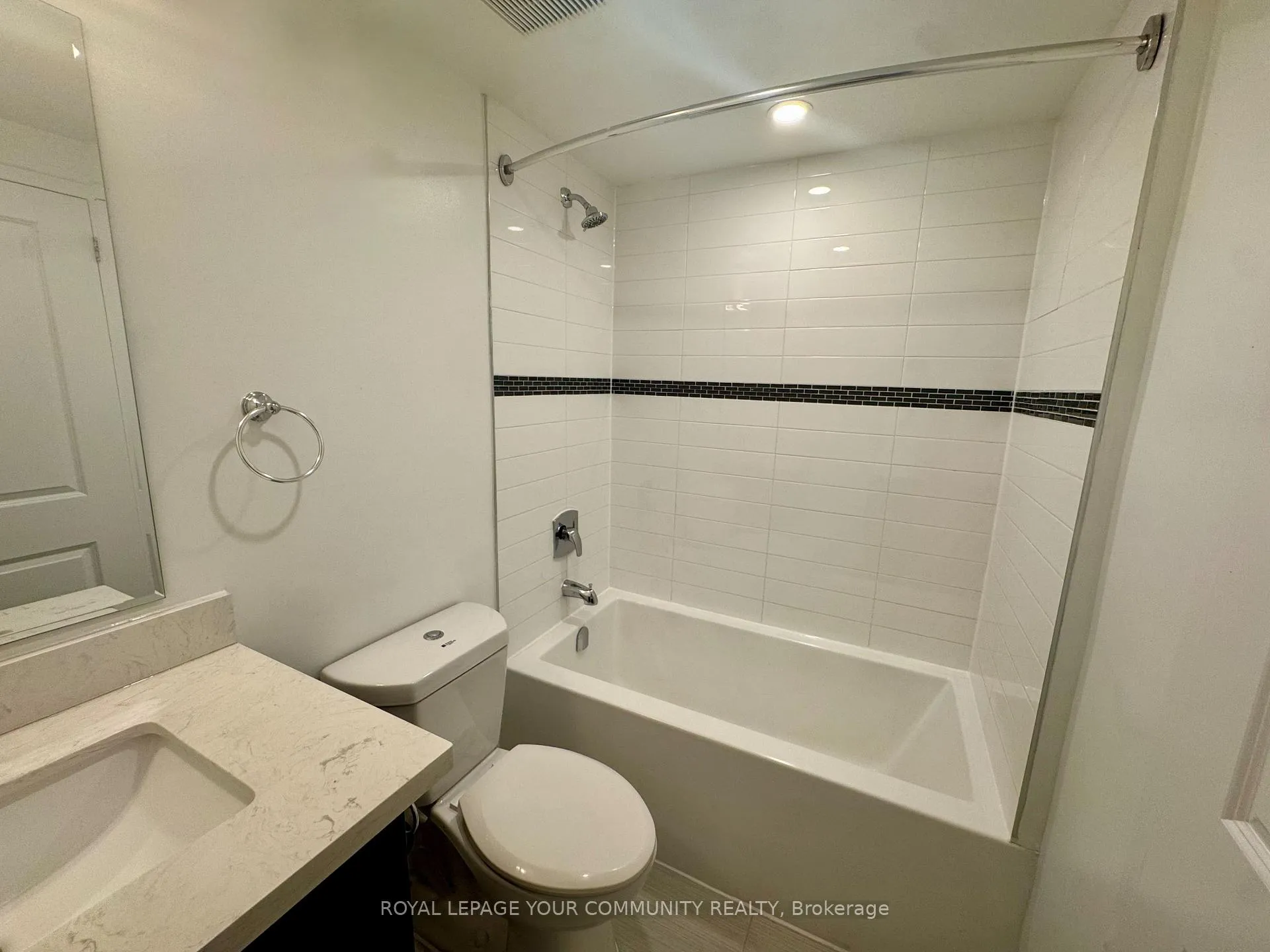 Photo 6 of Unit 906, 191 Sherbourne Street, Toronto, Moss Park — HOMEH