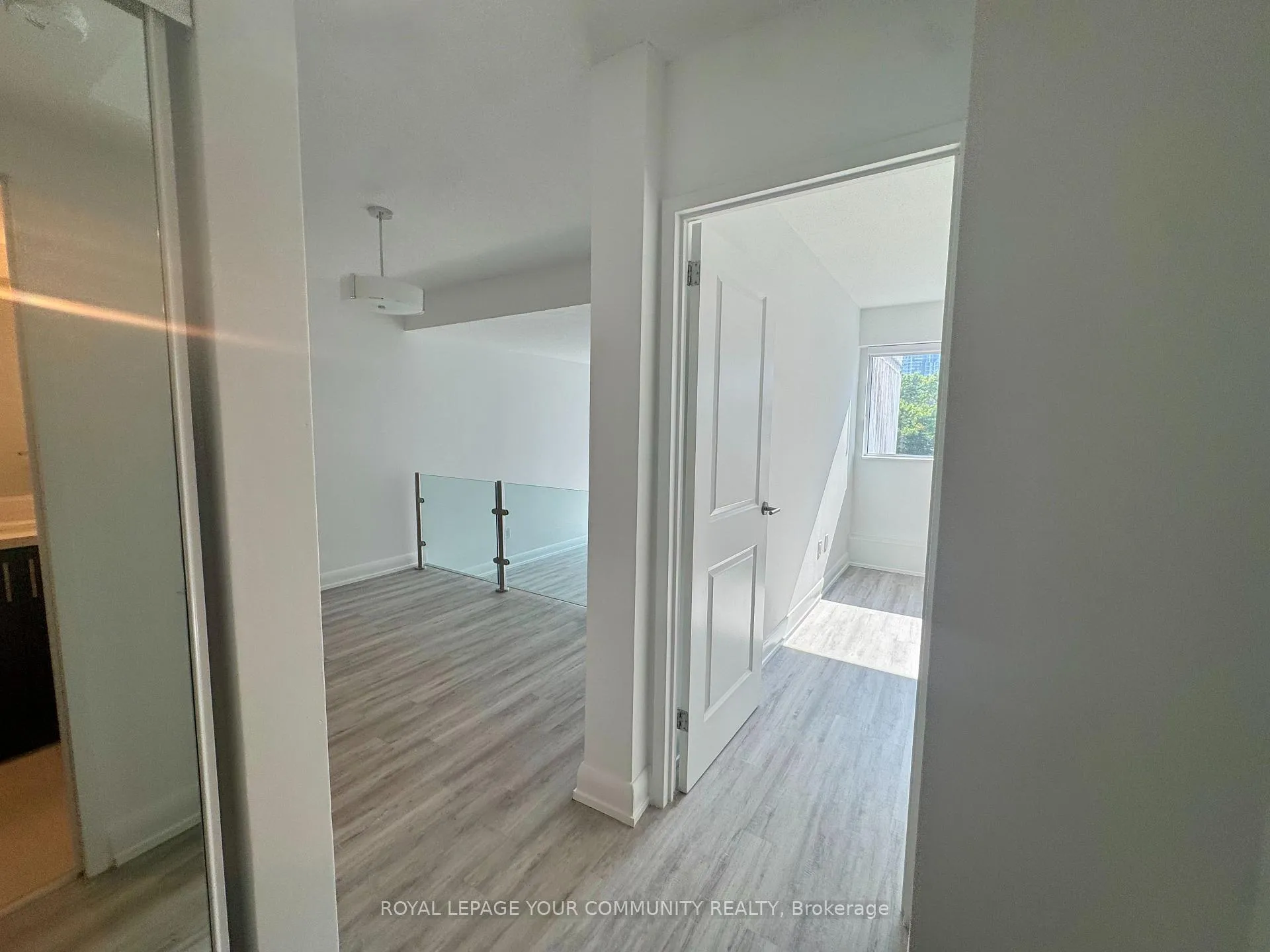 Photo 7 of Unit 906, 191 Sherbourne Street, Toronto, Moss Park — HOMEH