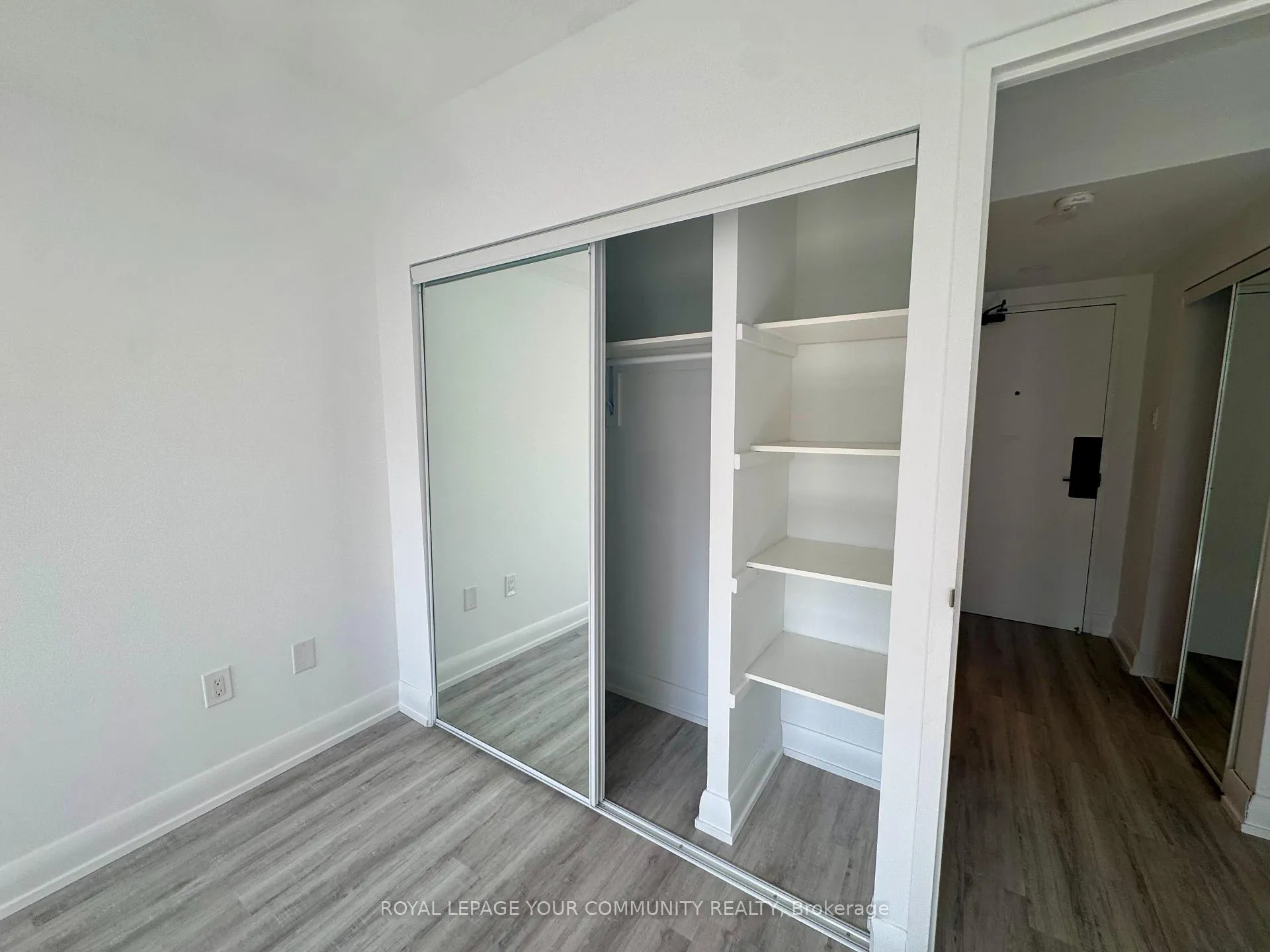 Photo 11 of Unit 906, 191 Sherbourne Street, Toronto, Moss Park — HOMEH