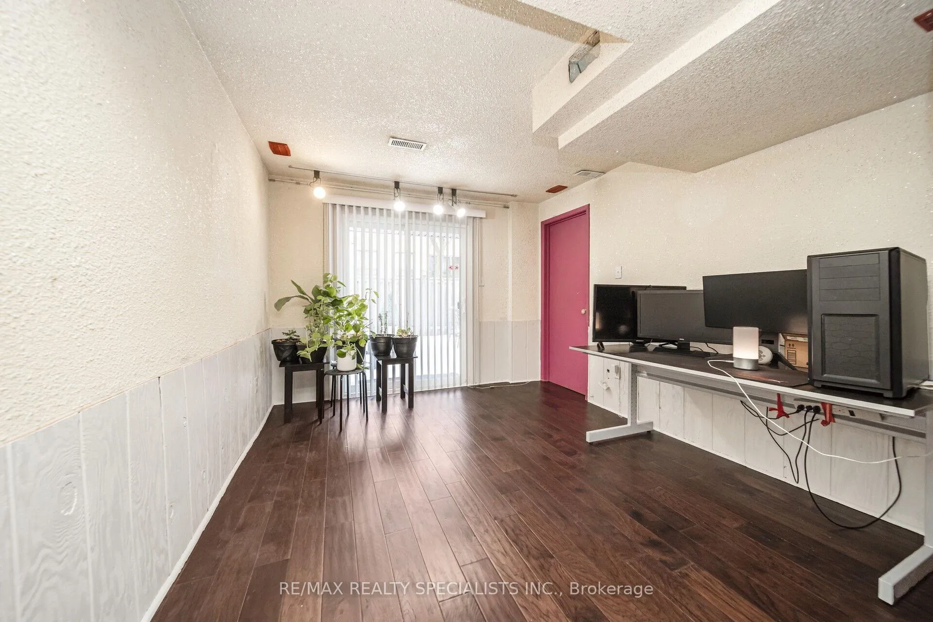 Photo 33 of 24 Carleton Place, Brampton, Bramalea West Industrial — HOMEH
