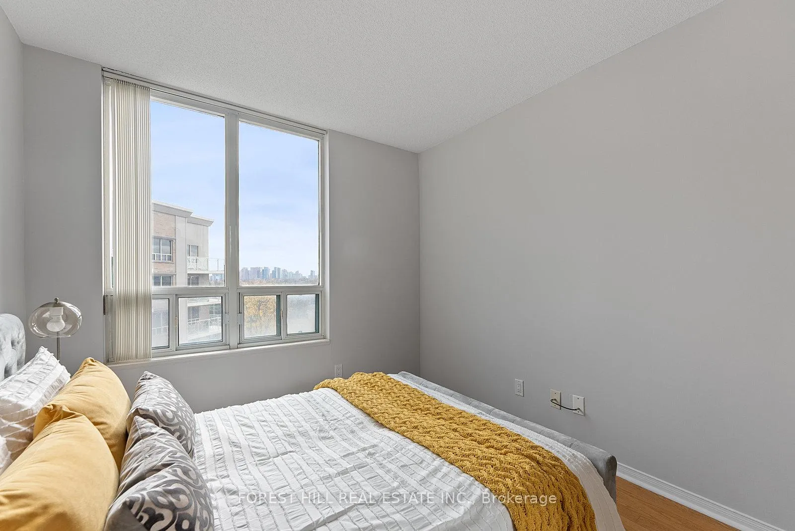 Photo 19 of Unit Ph403, 5 Emerald Lane, Vaughan, Crestwood-Springfarm-Yorkhill — HOMEH