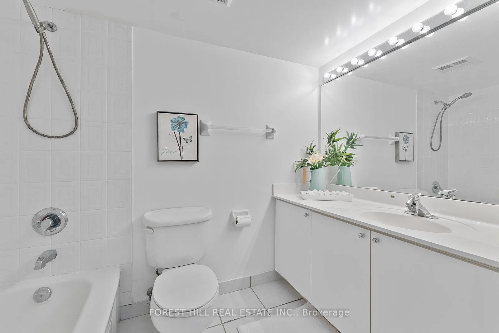 Photo 23 of Unit Ph403, 5 Emerald Lane, Vaughan, Crestwood-Springfarm-Yorkhill — HOMEH