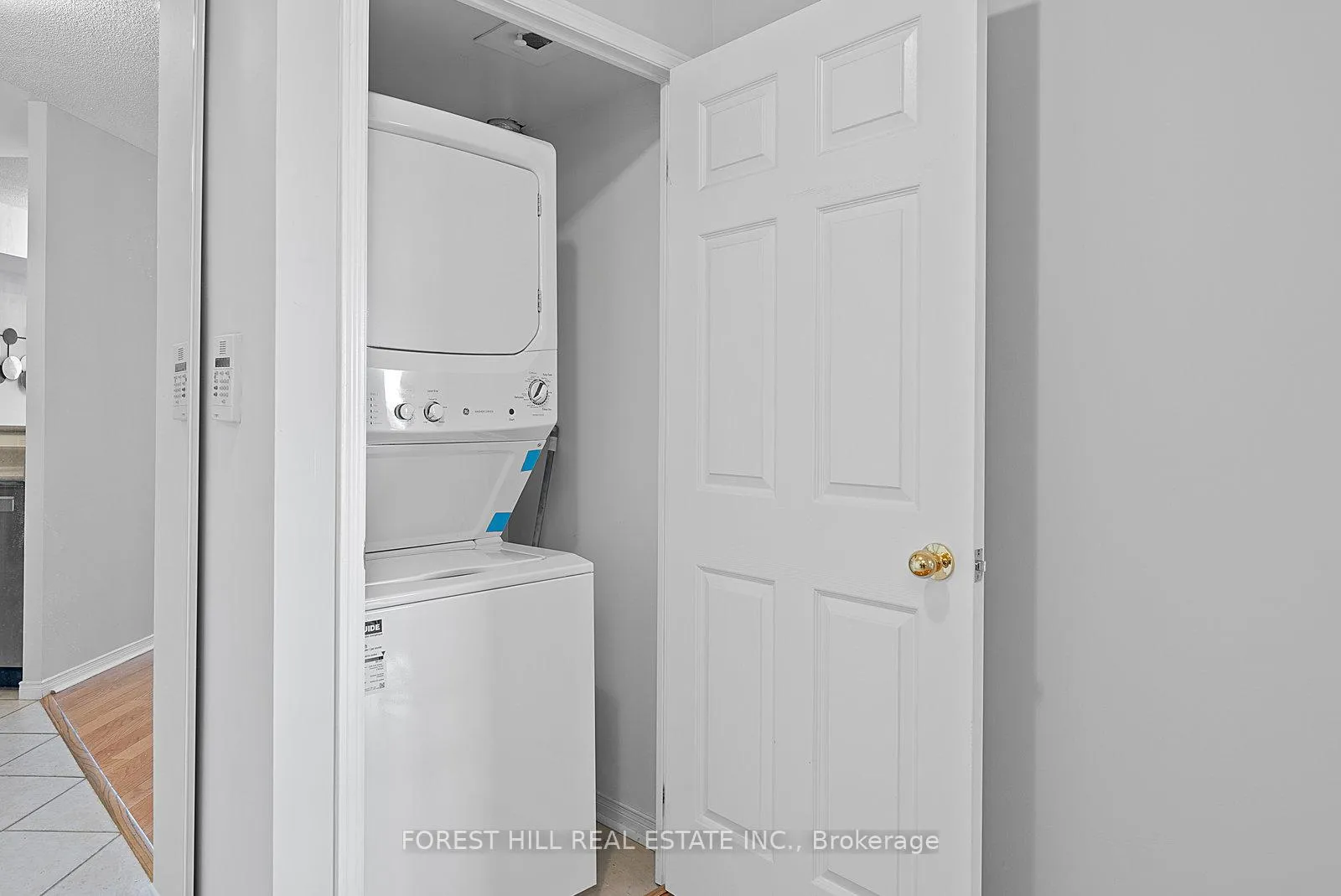 Photo 31 of Unit Ph403, 5 Emerald Lane, Vaughan, Crestwood-Springfarm-Yorkhill — HOMEH