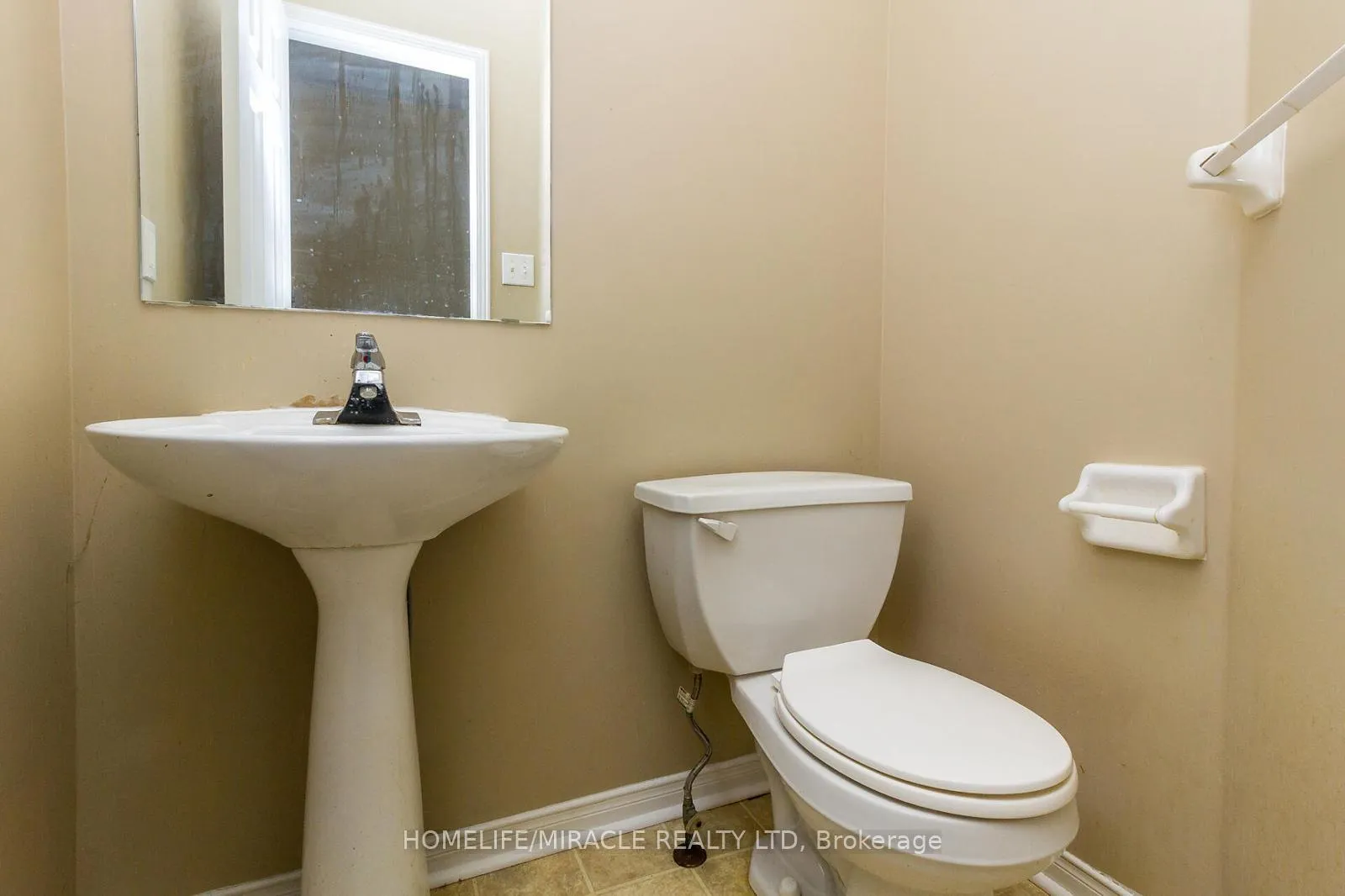 Photo 9 of 6 Sinclair Court, Brampton, Brampton West — HOMEH