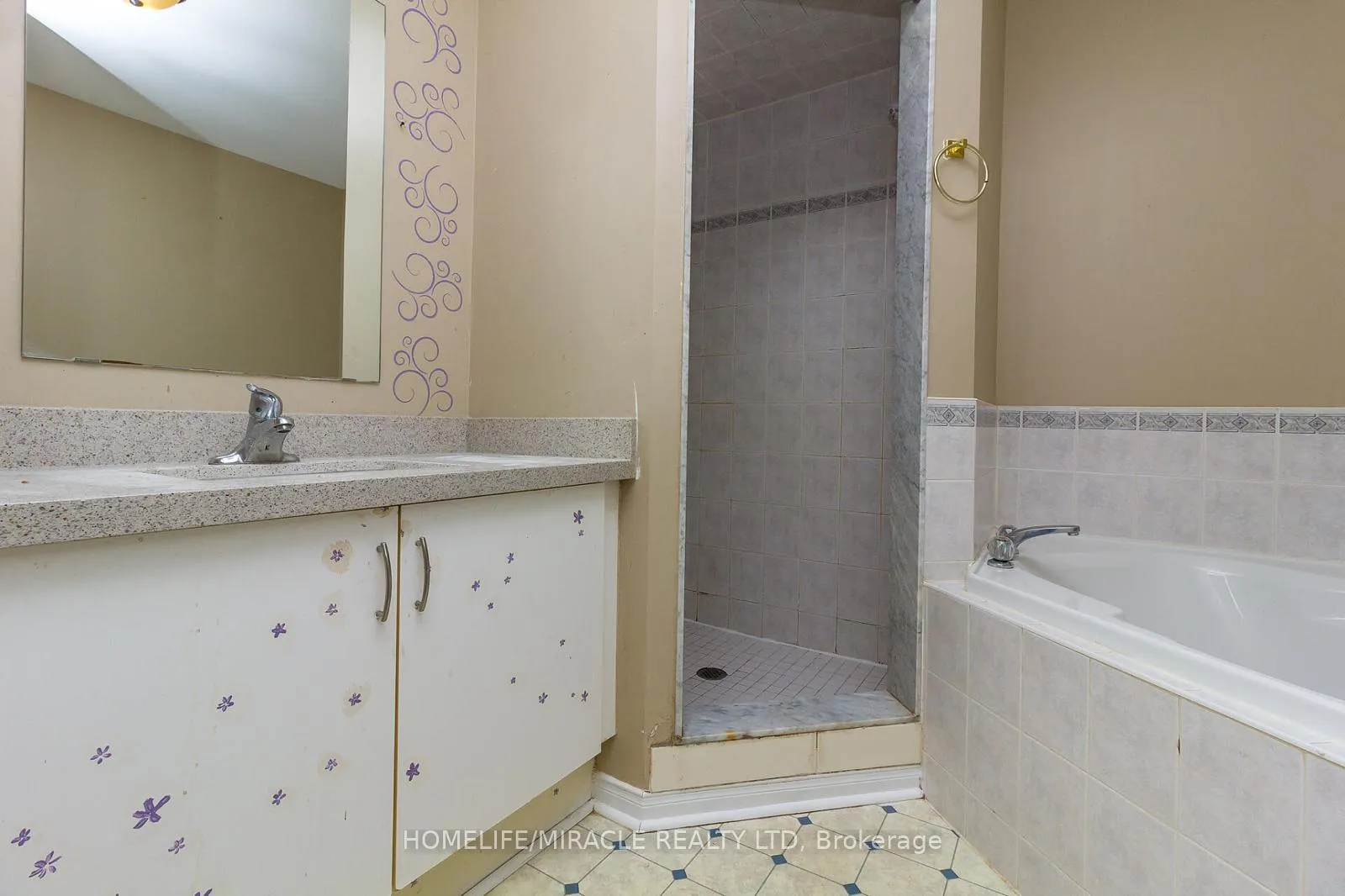 Photo 20 of 6 Sinclair Court, Brampton, Brampton West — HOMEH