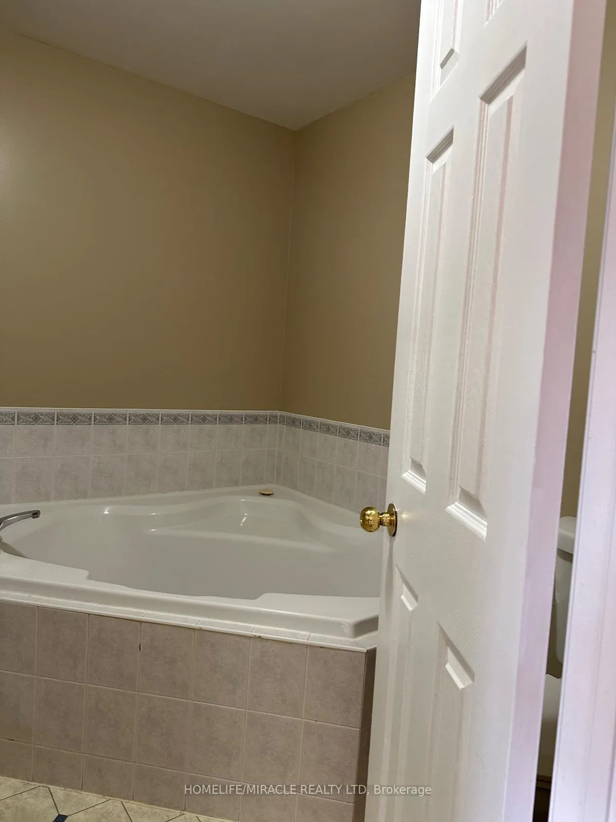 Photo 22 of 6 Sinclair Court, Brampton, Brampton West — HOMEH