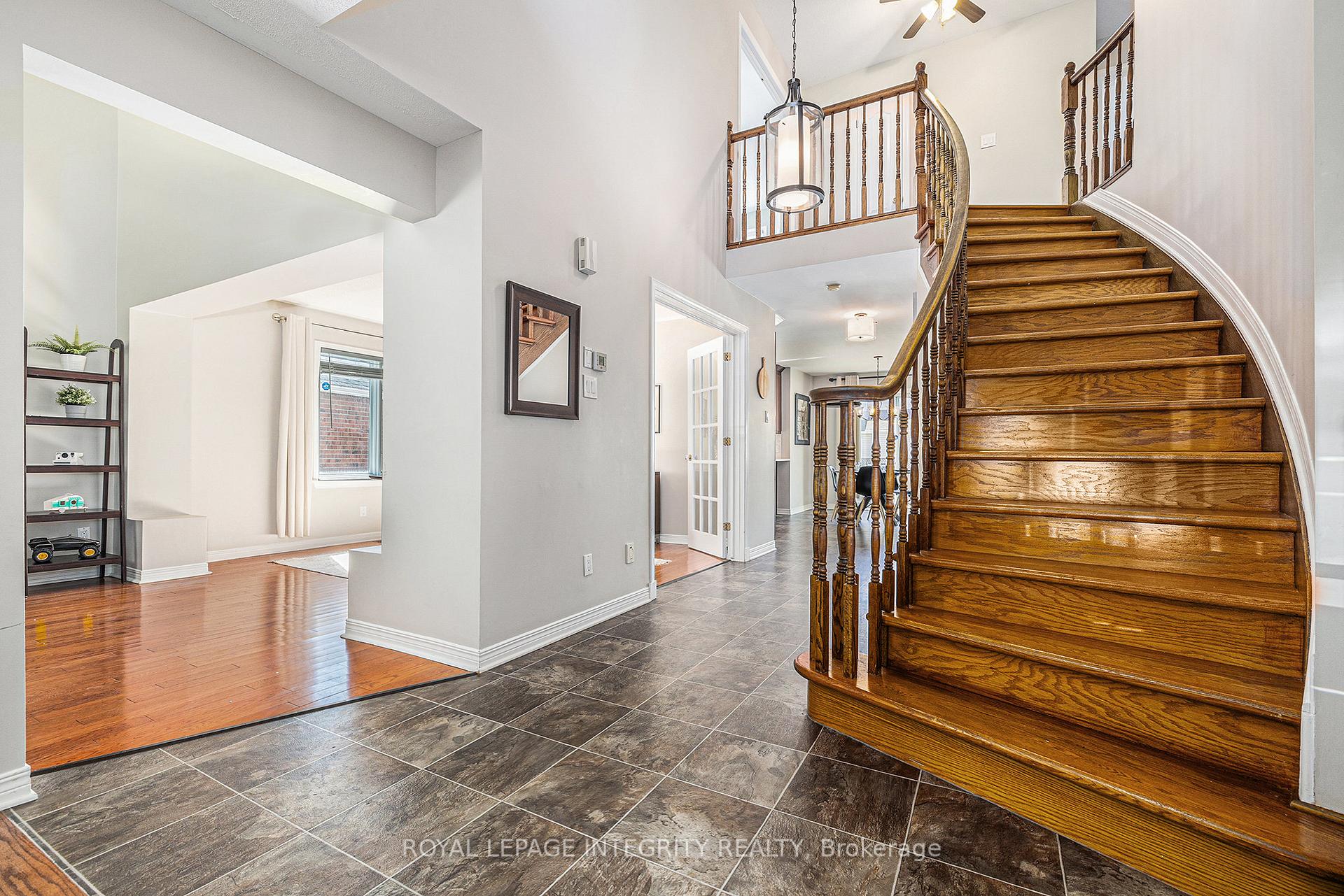 Photo 5 of 10 Maybrook Place, Ottawa, Barrhaven East — HOMEH