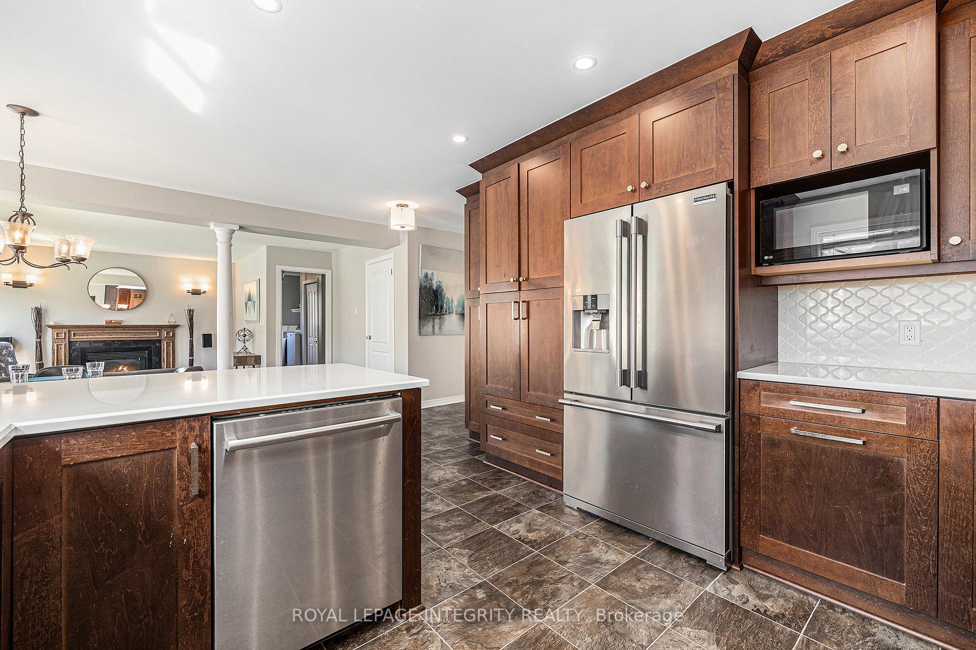 Photo 17 of 10 Maybrook Place, Ottawa, Barrhaven East — HOMEH