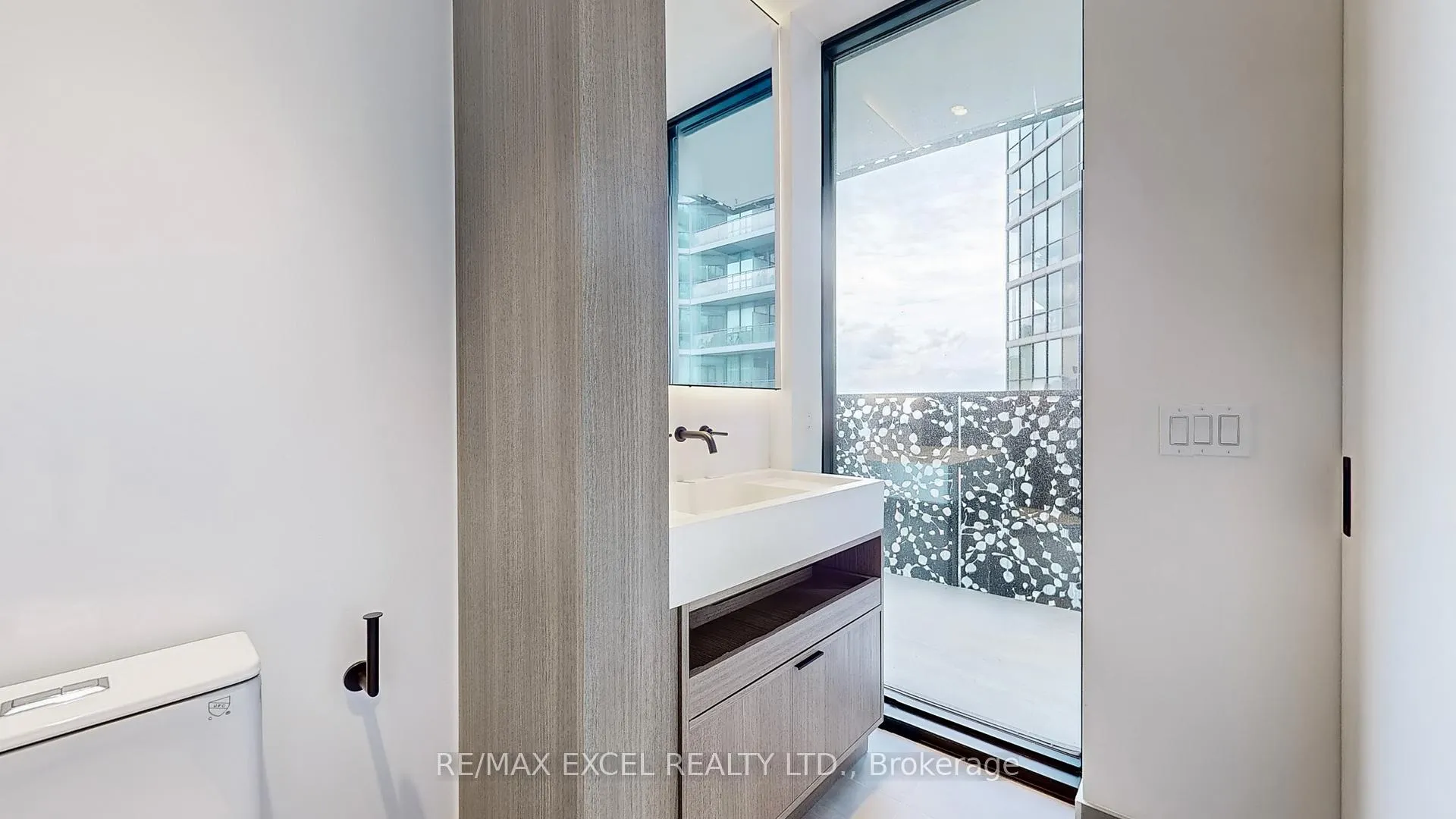 Photo 18 of Unit 3606, 55 Charles Street E, Toronto, Church-Yonge Corridor — HOMEH