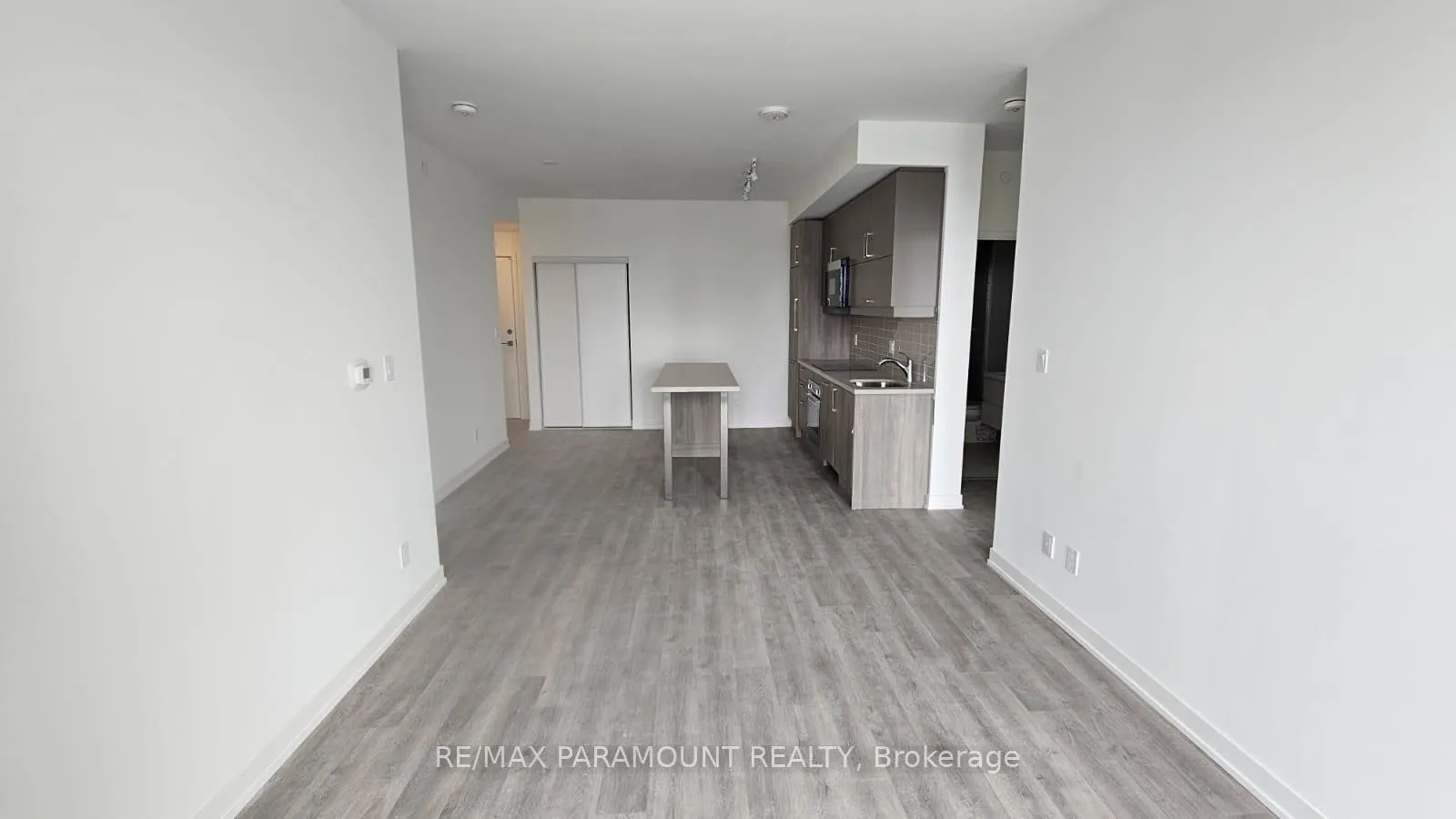 Photo 5 of Unit 1607, 8119 Birchmount Road, Markham, Unionville — HOMEH