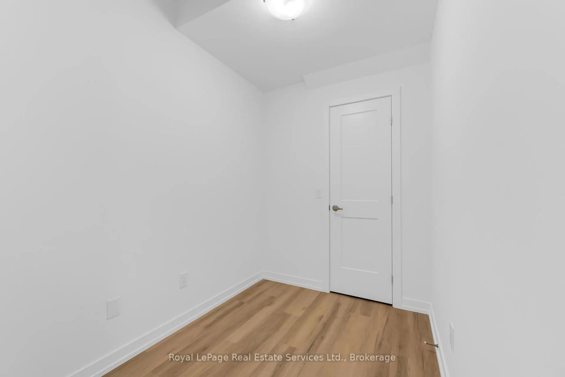 Photo 7 of Unit 35, 70 Kenesky Drive, Hamilton, Waterdown — HOMEH