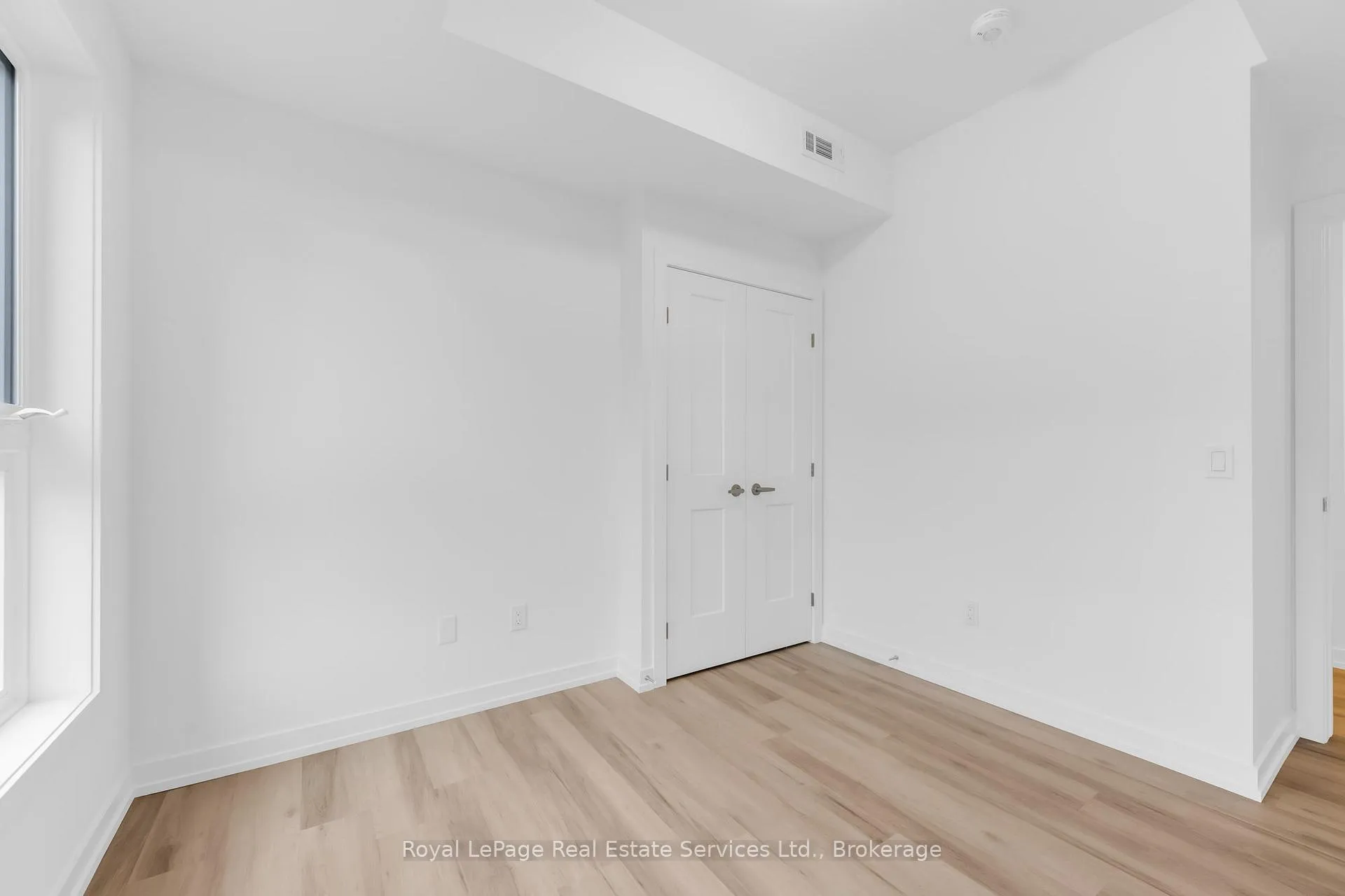 Photo 13 of Unit 35, 70 Kenesky Drive, Hamilton, Waterdown — HOMEH