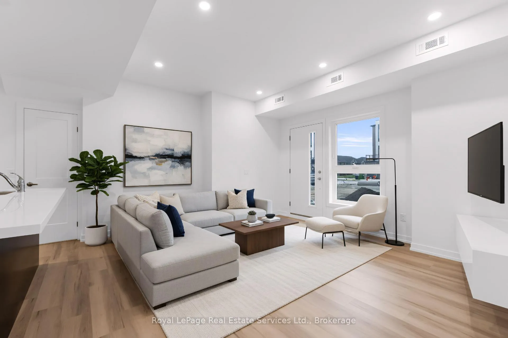 Photo 17 of Unit 35, 70 Kenesky Drive, Hamilton, Waterdown — HOMEH