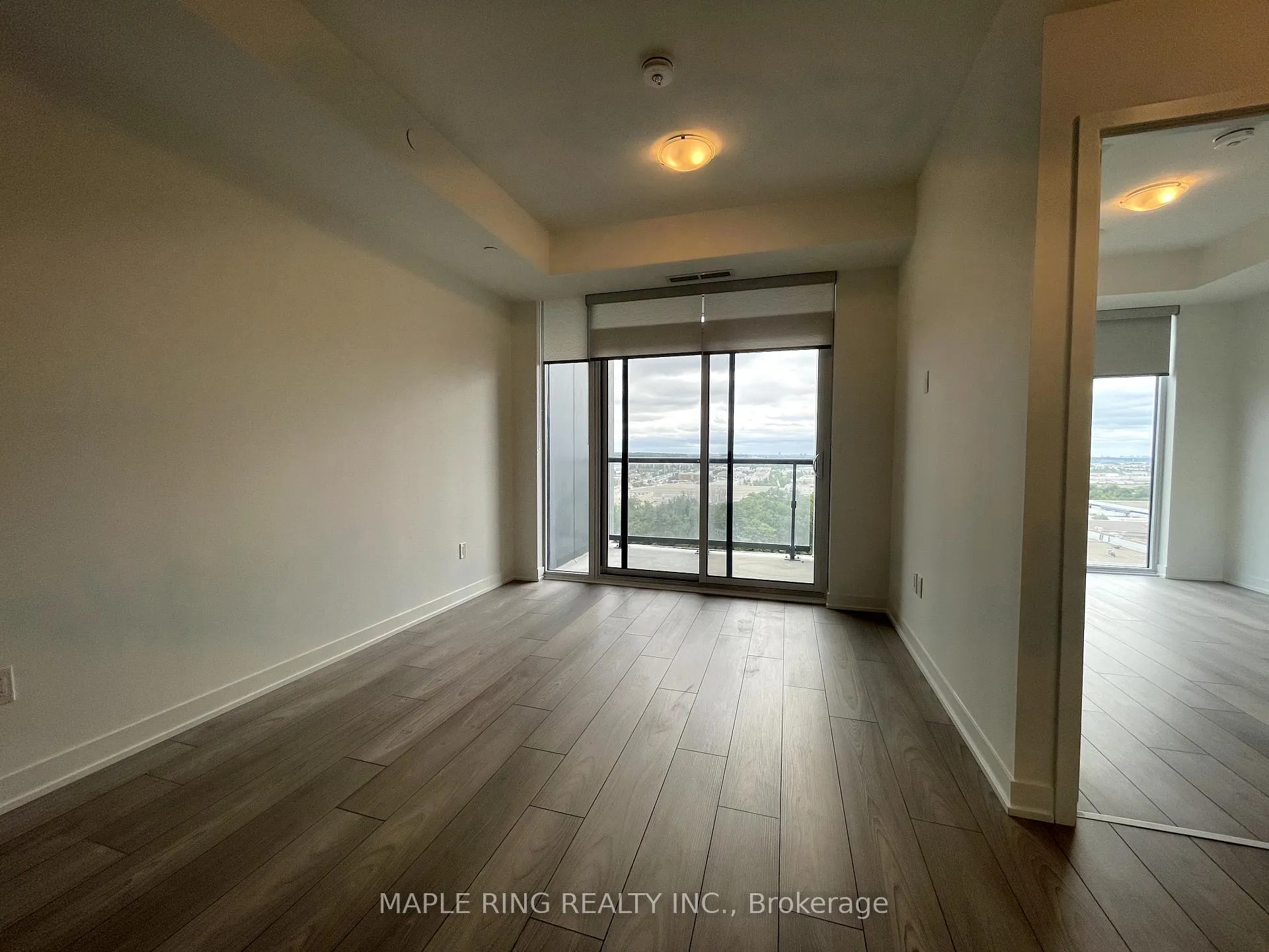 Photo 4 of Unit 1508, 474 Caldari Road, Vaughan, Concord — HOMEH