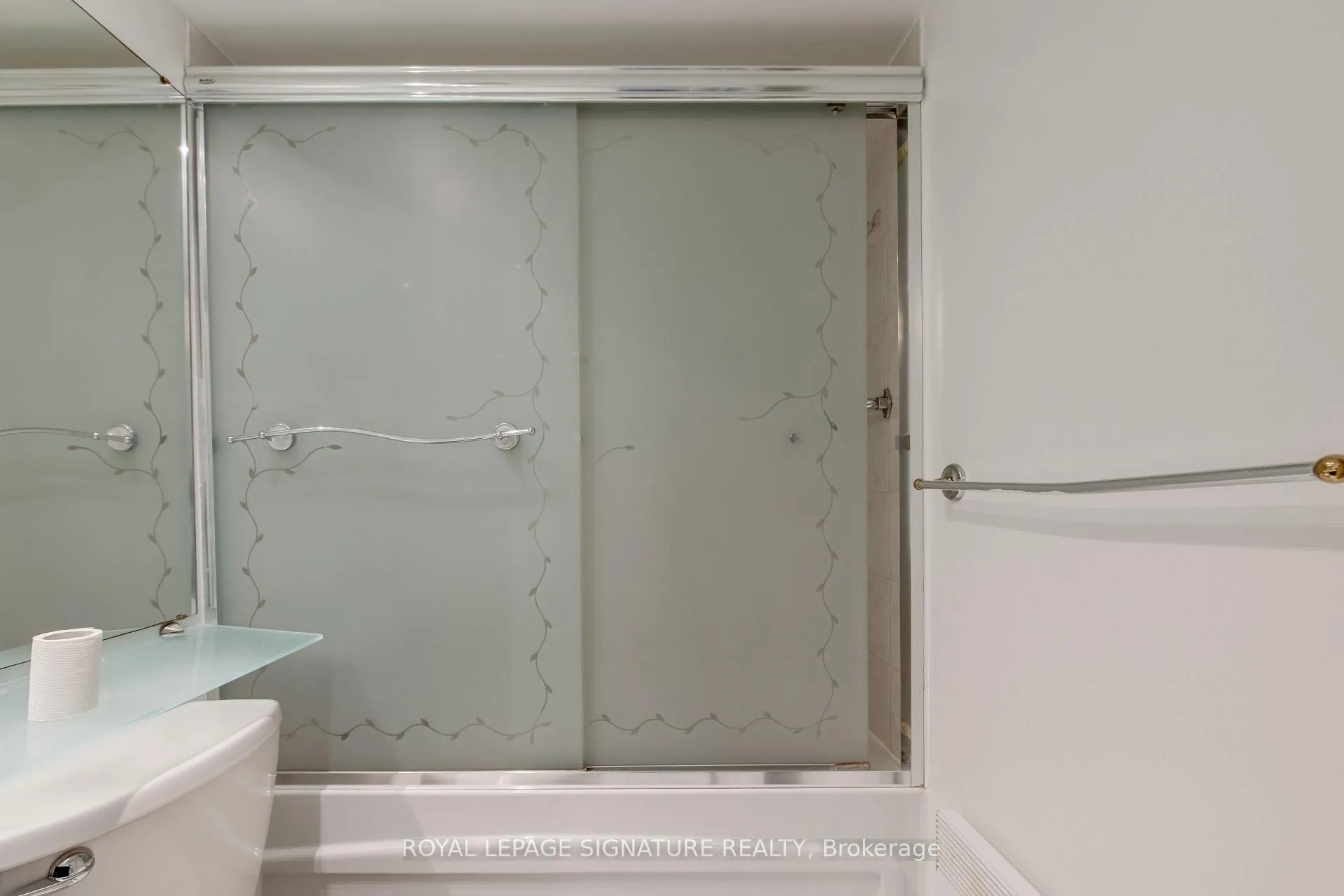 Photo 19 of Unit 301, 80 Inverlochy Boulevard, Markham, Royal Orchard — HOMEH