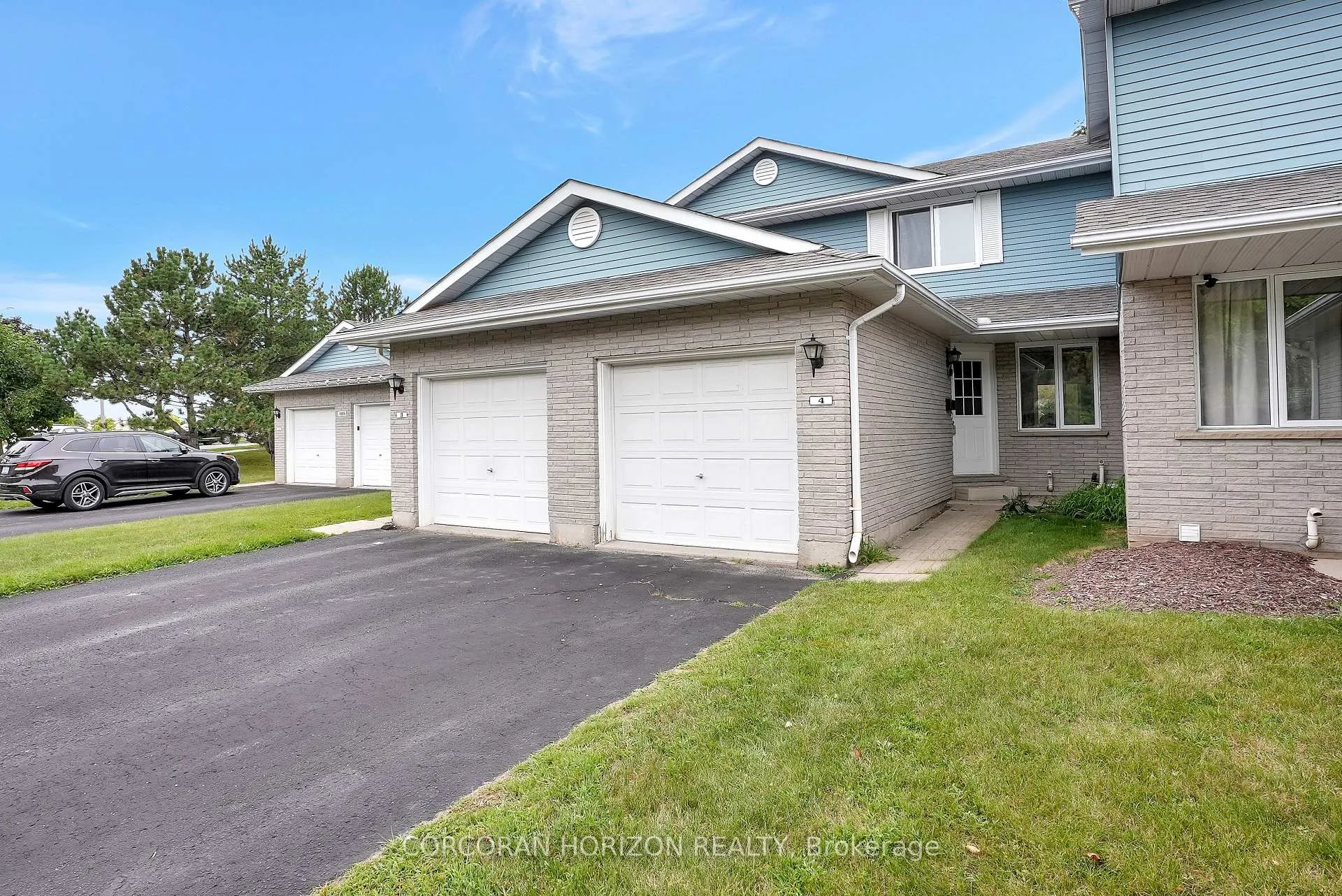 Photo 1 of Unit 4, 405 Kingscourt Drive, Waterloo — HOMEH