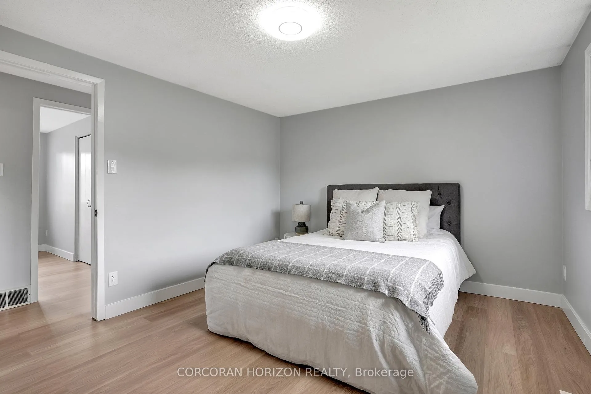 Photo 24 of Unit 4, 405 Kingscourt Drive, Waterloo — HOMEH