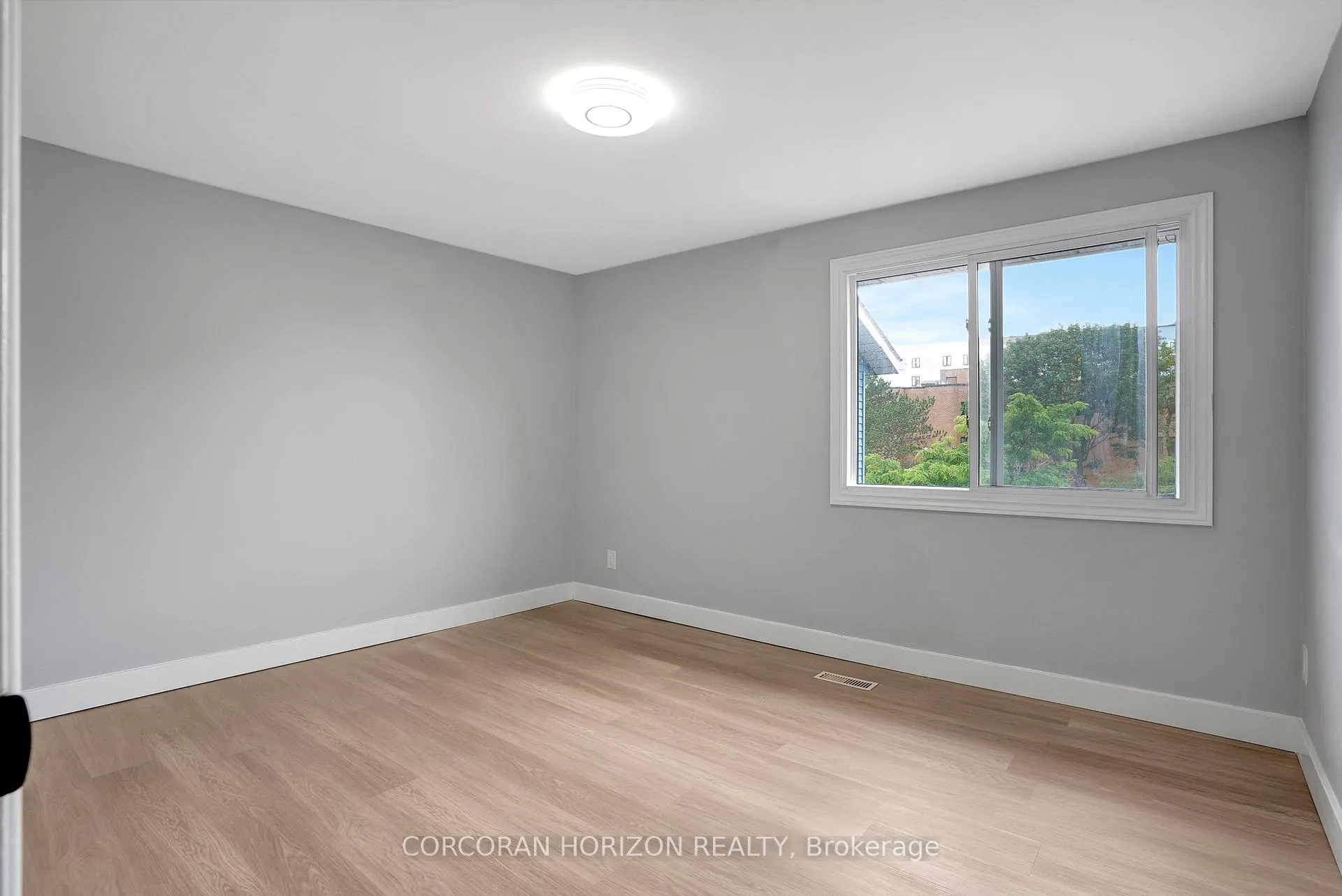 Photo 27 of Unit 4, 405 Kingscourt Drive, Waterloo — HOMEH