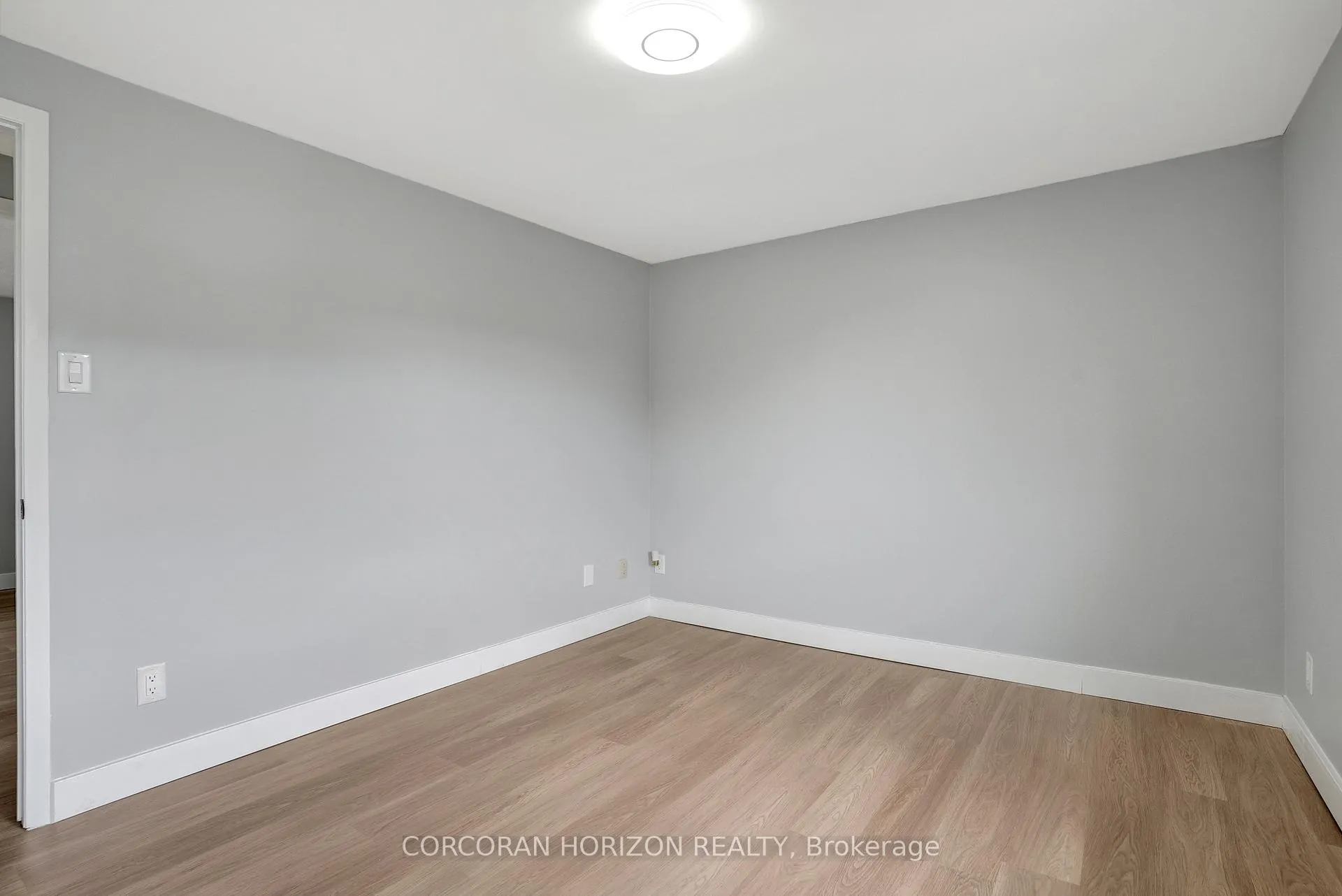 Photo 28 of Unit 4, 405 Kingscourt Drive, Waterloo — HOMEH