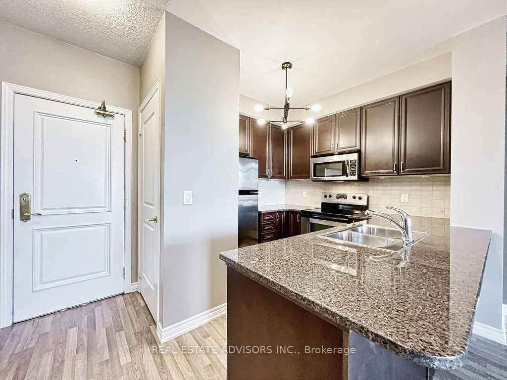 Photo 10 of Unit 1211, 9225 Jane Street, Vaughan, Maple — HOMEH