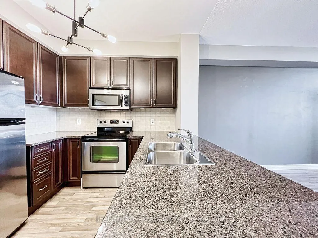 Photo 11 of Unit 1211, 9225 Jane Street, Vaughan, Maple — HOMEH