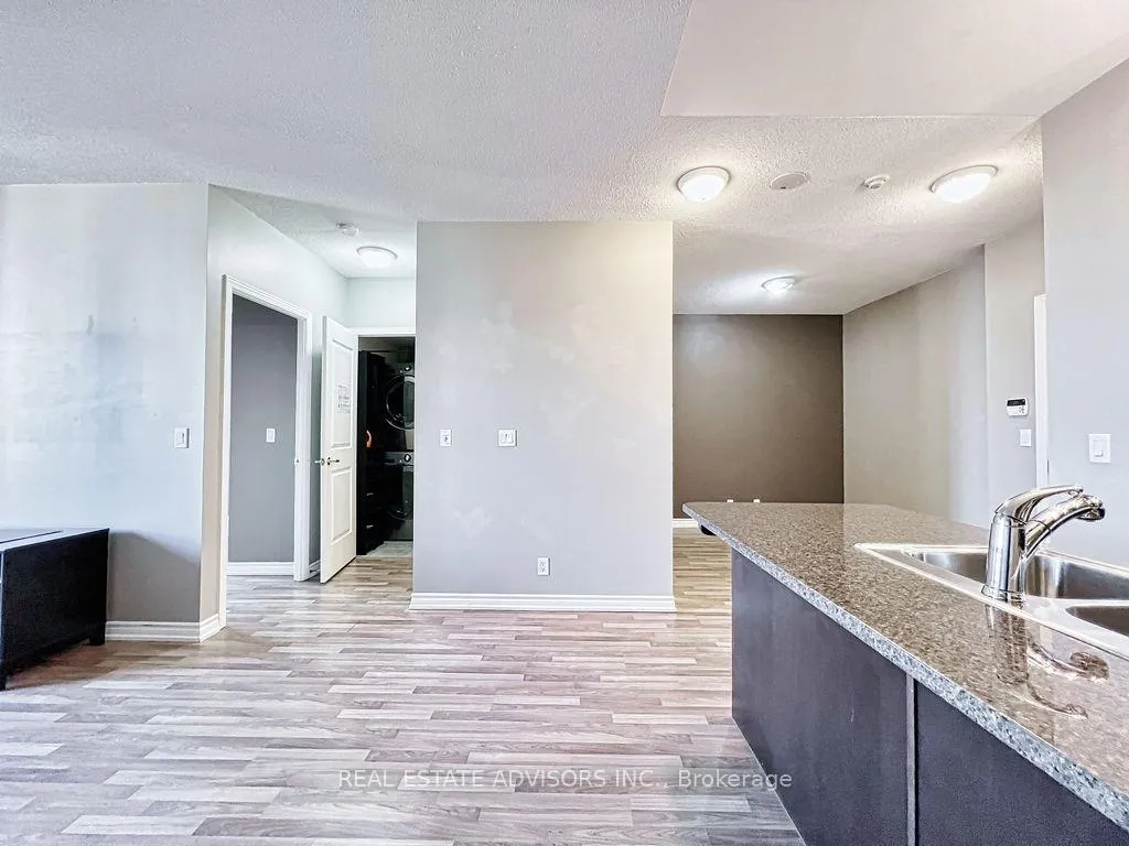 Photo 18 of Unit 1211, 9225 Jane Street, Vaughan, Maple — HOMEH