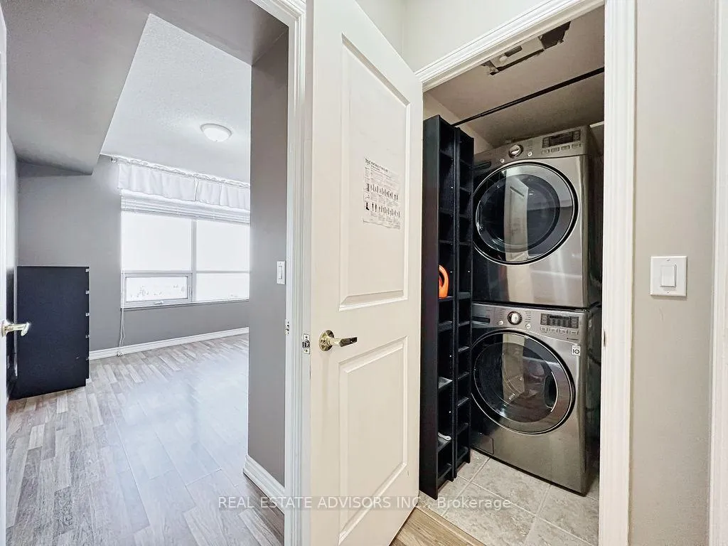 Photo 19 of Unit 1211, 9225 Jane Street, Vaughan, Maple — HOMEH