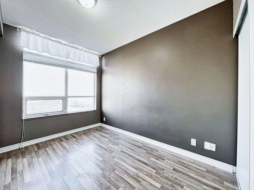 Photo 21 of Unit 1211, 9225 Jane Street, Vaughan, Maple — HOMEH