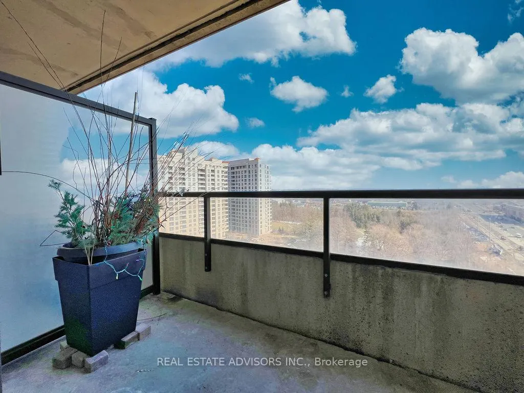Photo 22 of Unit 1211, 9225 Jane Street, Vaughan, Maple — HOMEH