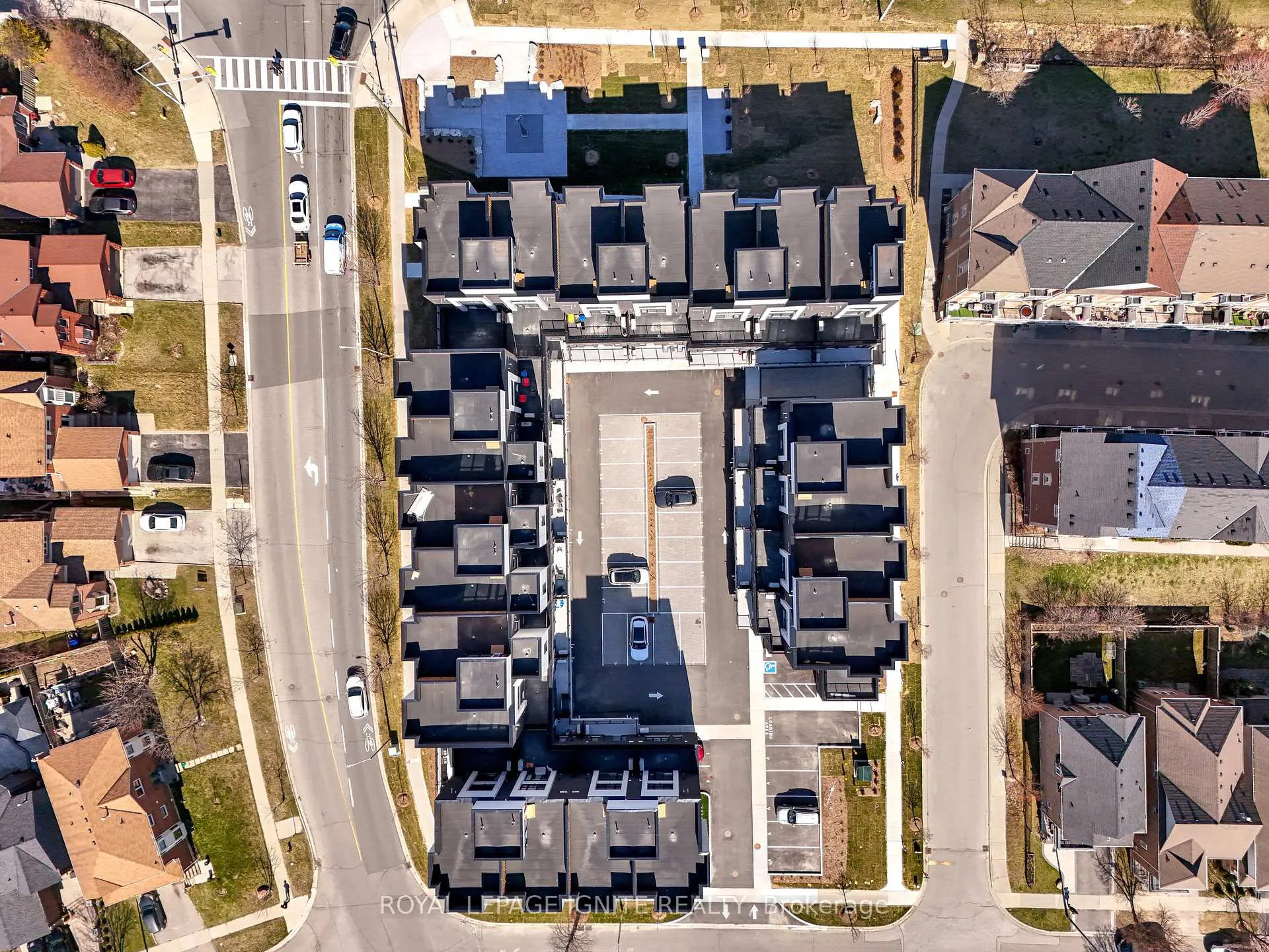 Photo 43 of Unit 14, 188 Angus Drive, Ajax, Central — HOMEH