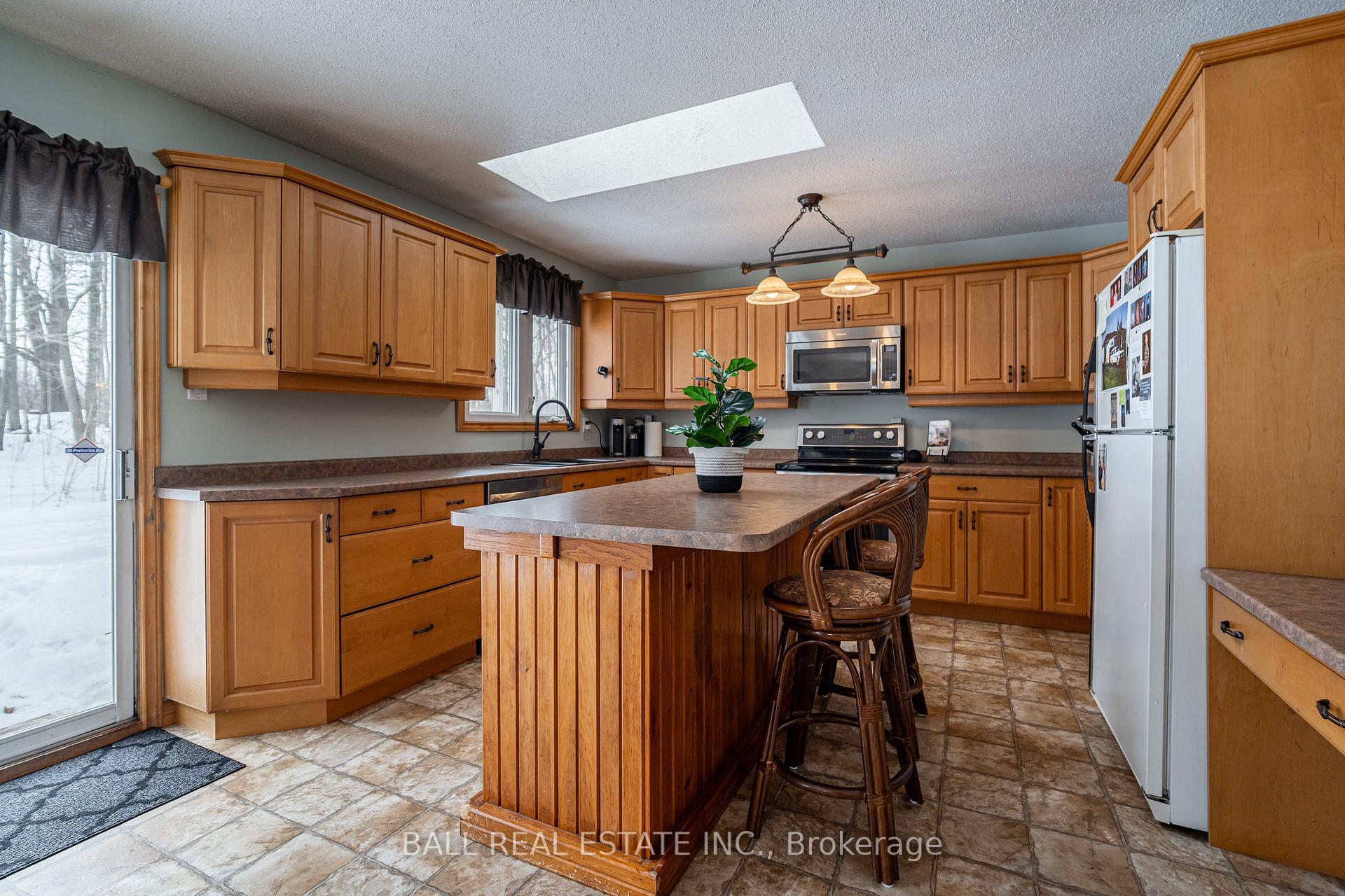 Photo 7 of 537 Highway 7A, Cavan Monaghan, Cavan Twp — HOMEH
