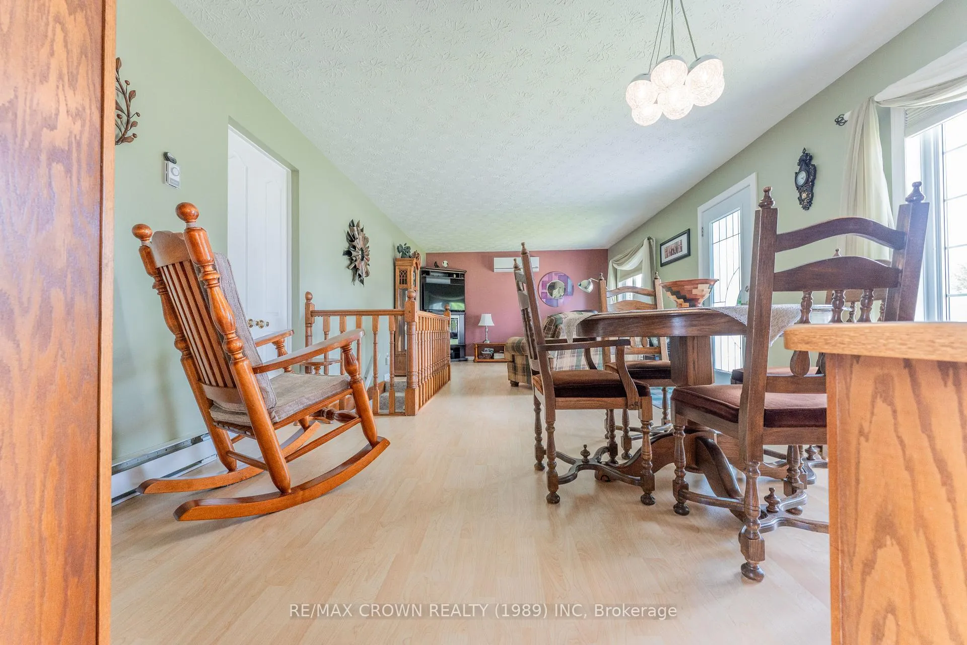 Photo 8 of 31 King Street, Kapuskasing — HOMEH