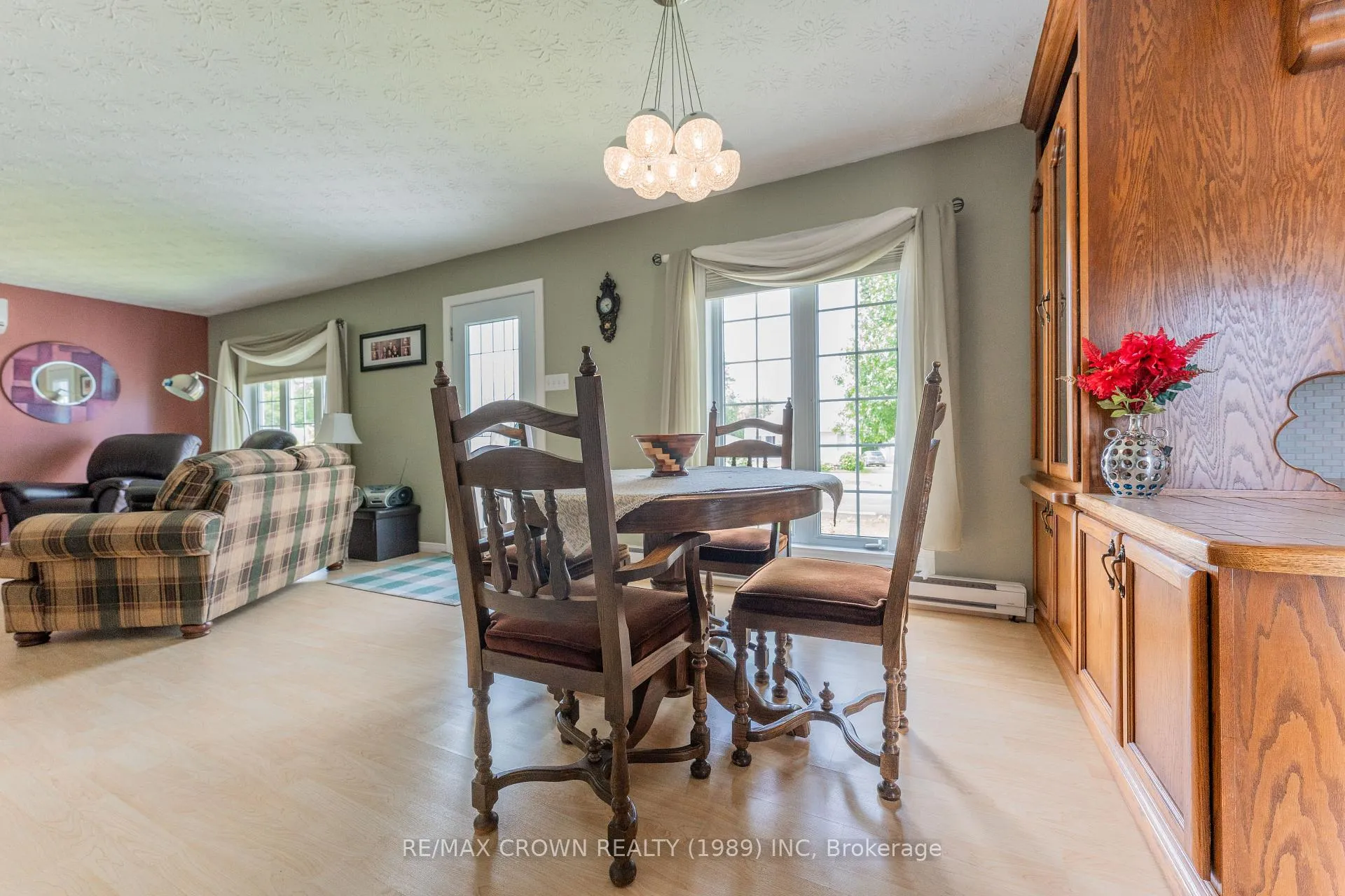 Photo 9 of 31 King Street, Kapuskasing — HOMEH