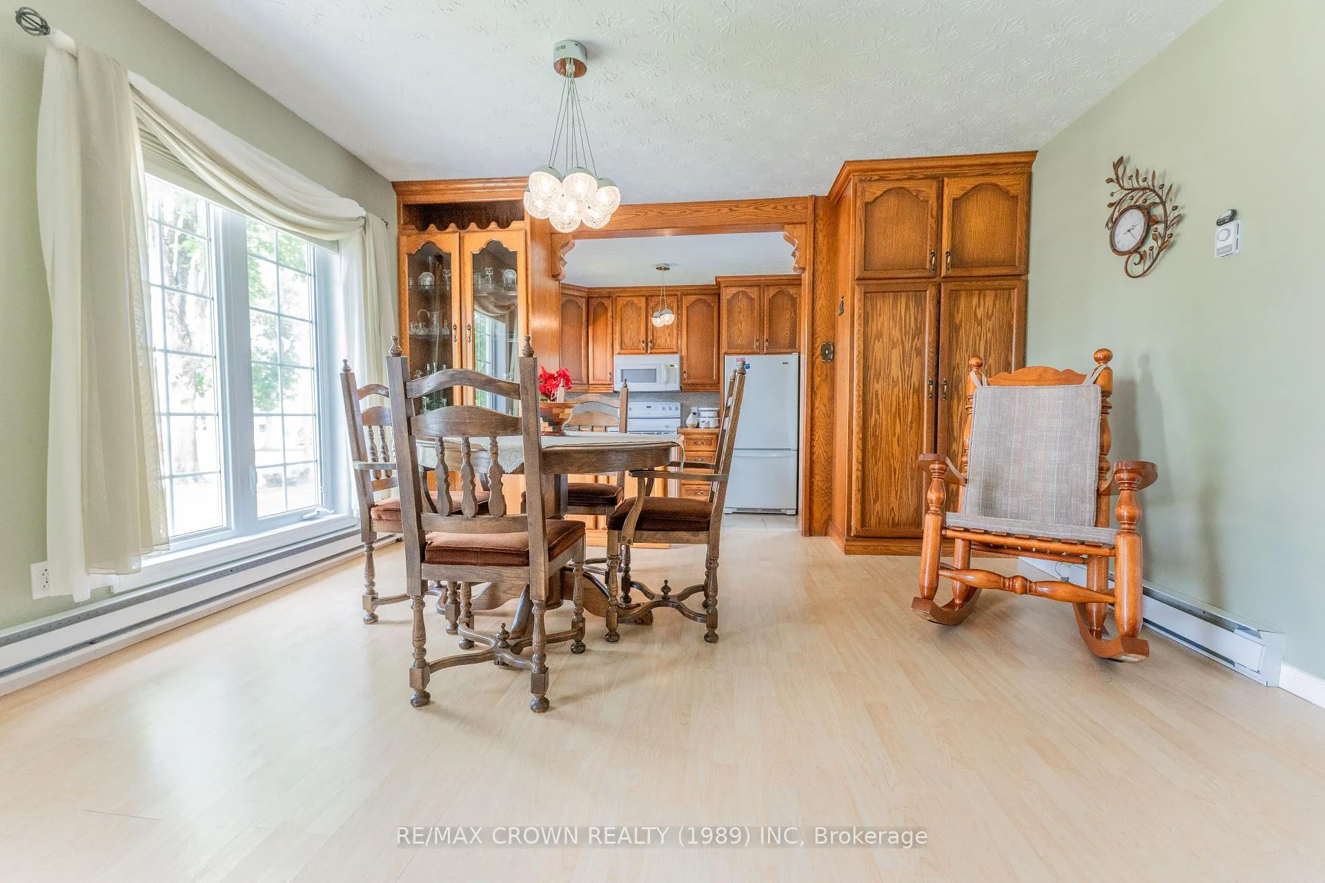 Photo 10 of 31 King Street, Kapuskasing — HOMEH