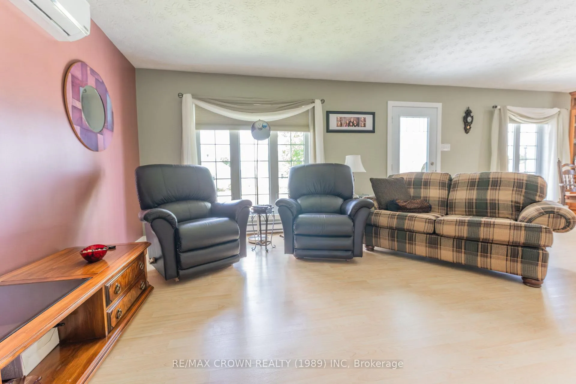 Photo 15 of 31 King Street, Kapuskasing — HOMEH