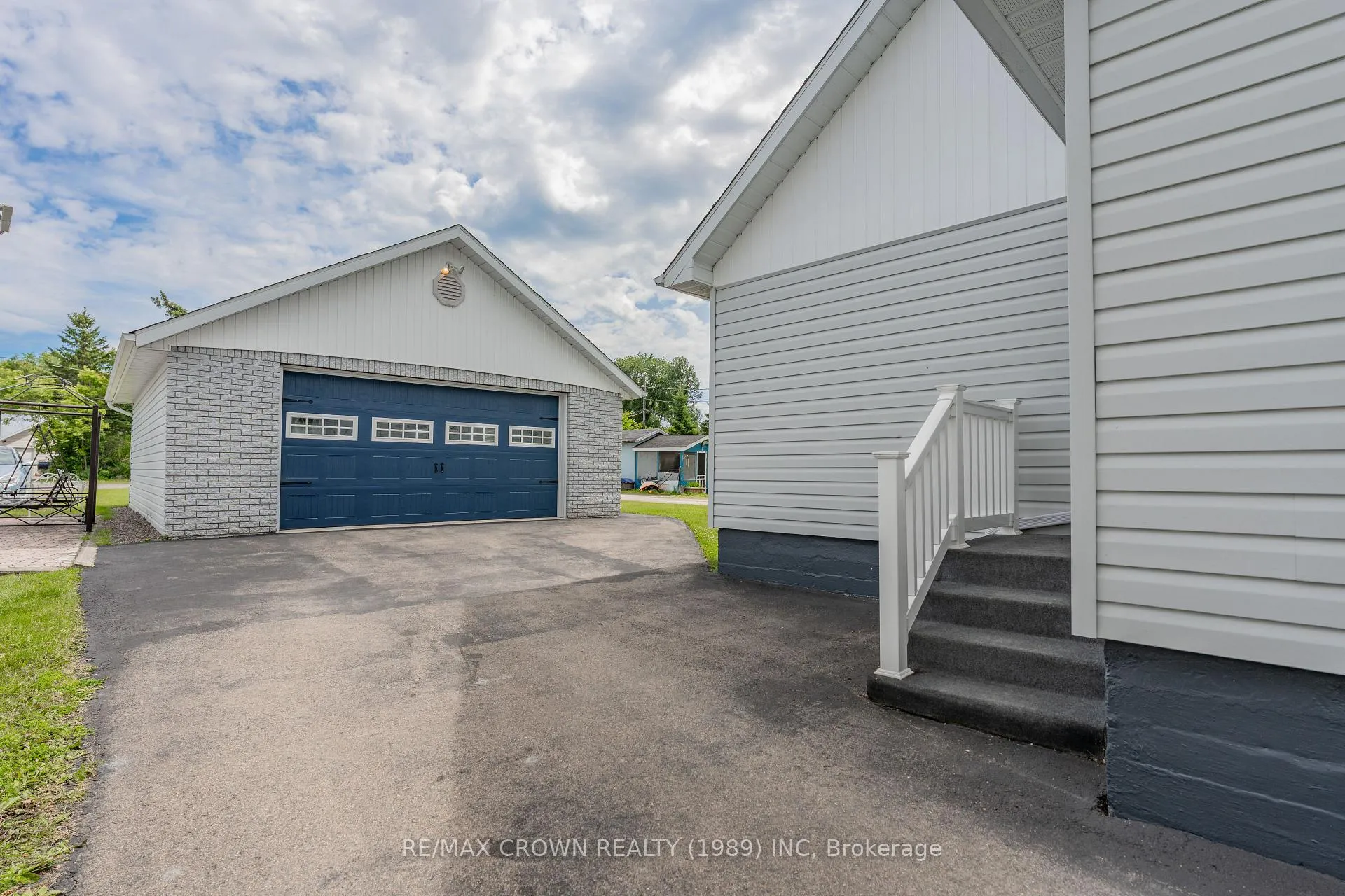 Photo 45 of 31 King Street, Kapuskasing — HOMEH