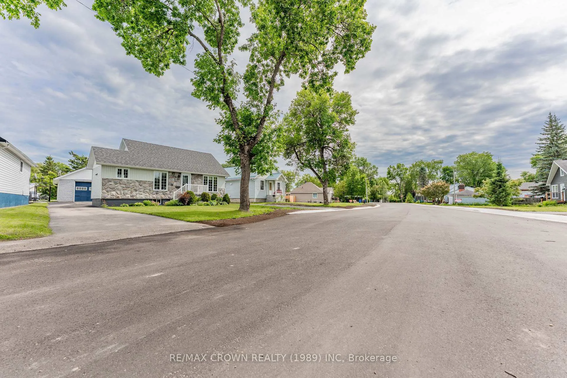 Photo 50 of 31 King Street, Kapuskasing — HOMEH