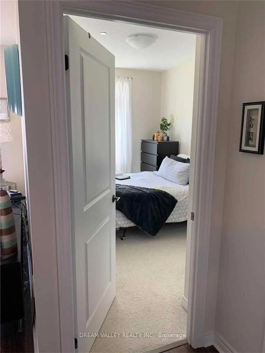 Photo 6 of Unit 712, 7325 Markham Road, Markham, Cedarwood — HOMEH